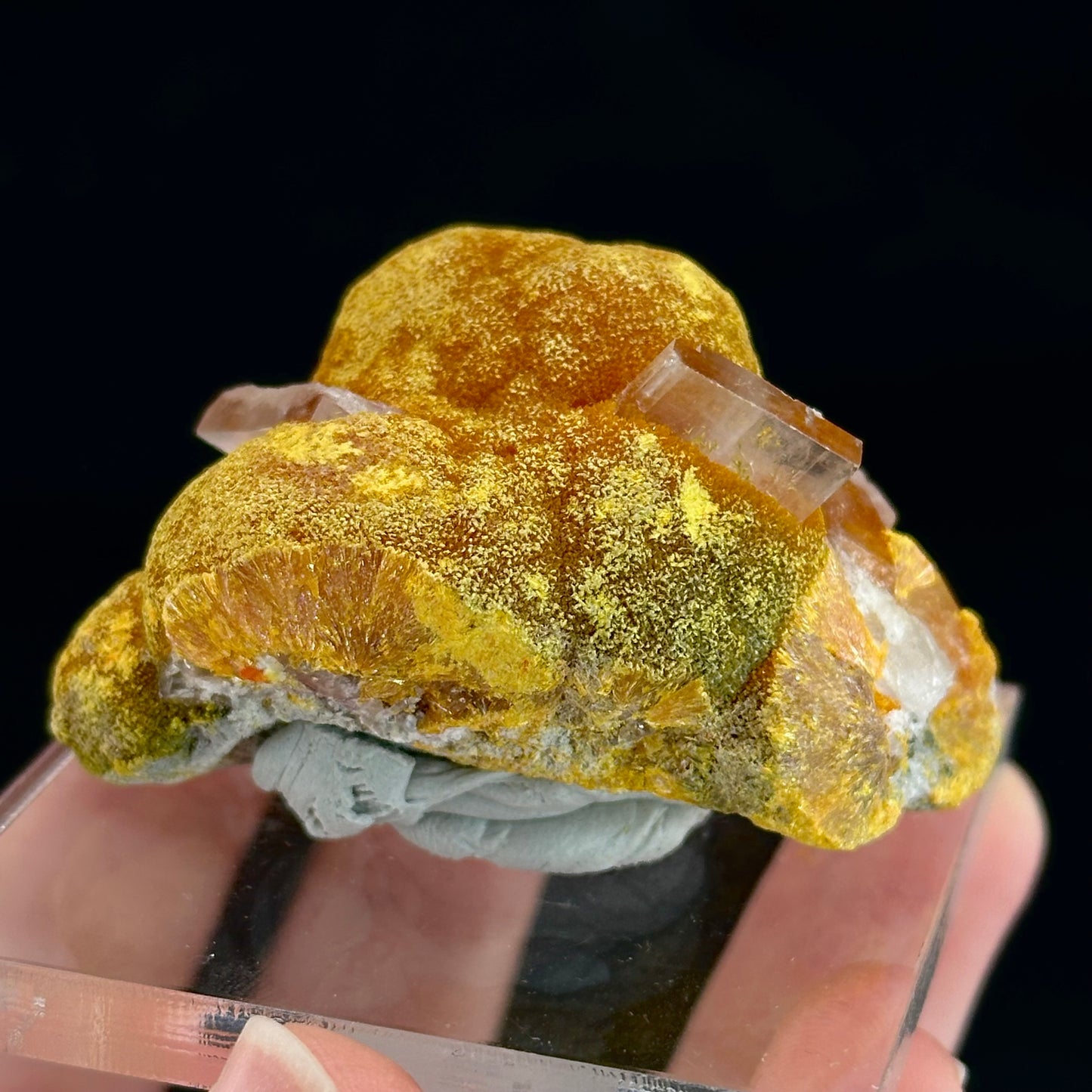 Barite on Orpiment (Peru) | mineral specimen