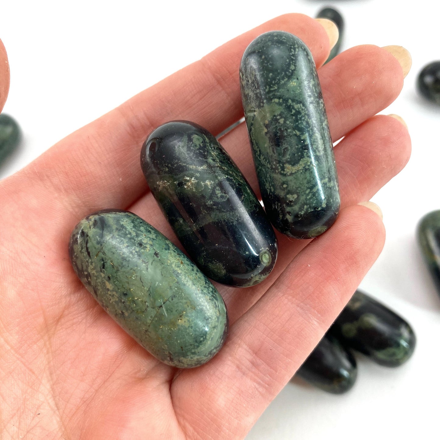 ONE Polished Kambaba Jasper, green jasper, tumbled Kambaba jasper, Kambaba jasper palm stone