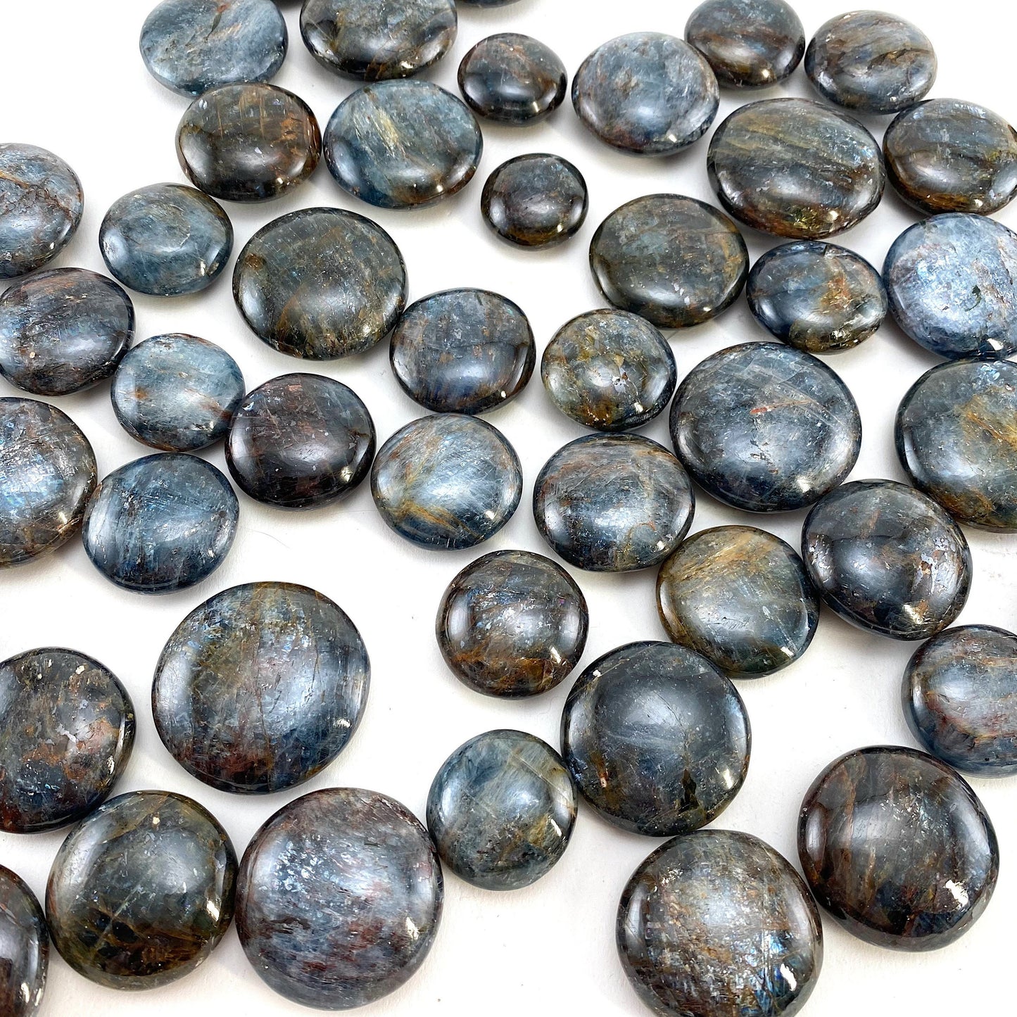 Blue Kyanite Round Coin, kyanite palmstone, pocket stone, worry stone, blue kyanite, kyanite crystal