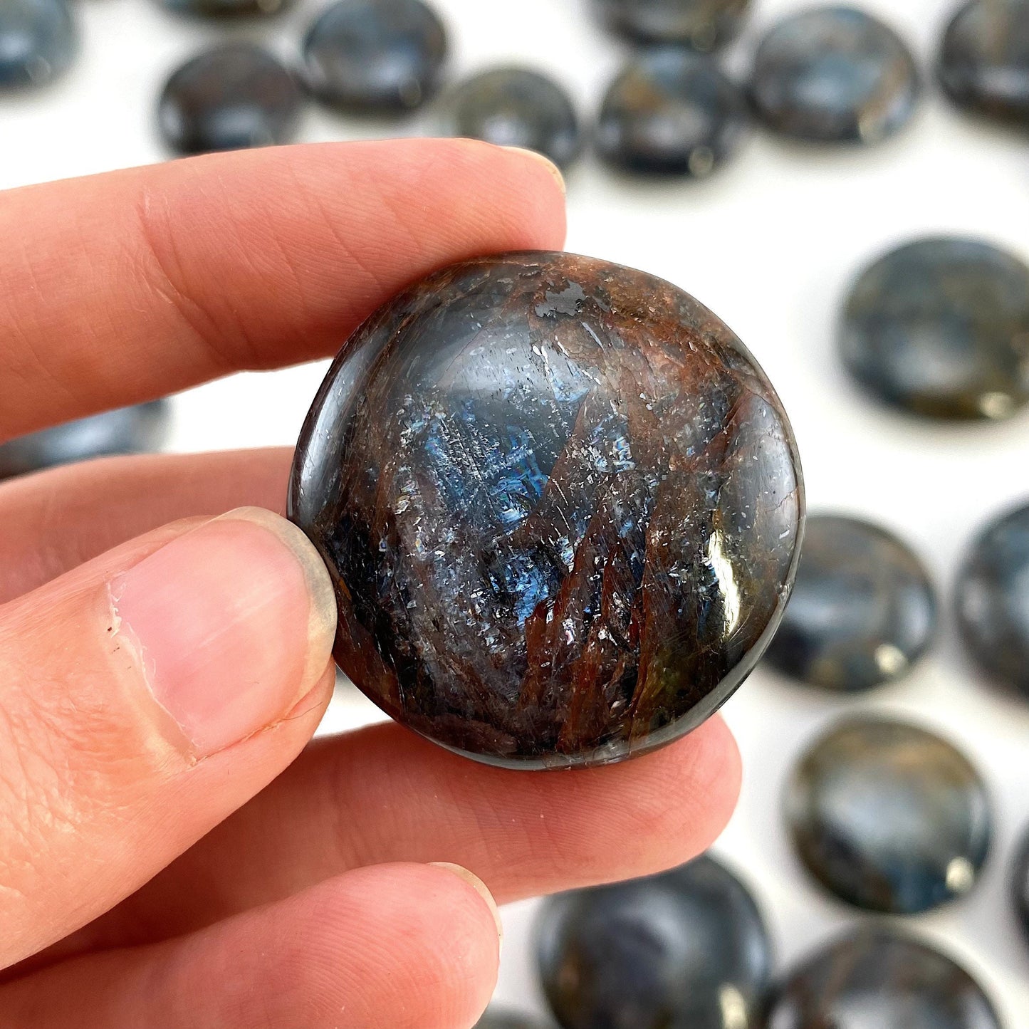 Blue Kyanite Round Coin, kyanite palmstone, pocket stone, worry stone, blue kyanite, kyanite crystal