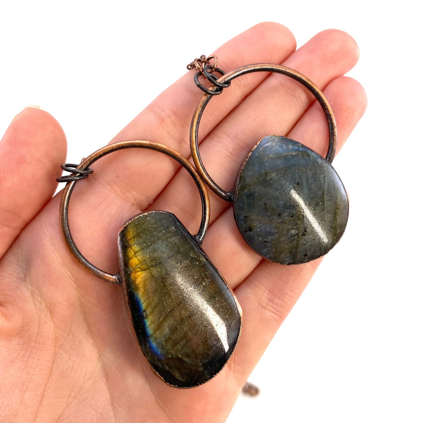 Labradorite Necklace, flashy labradorite necklace, crystal pendant, labradorite crystal necklace