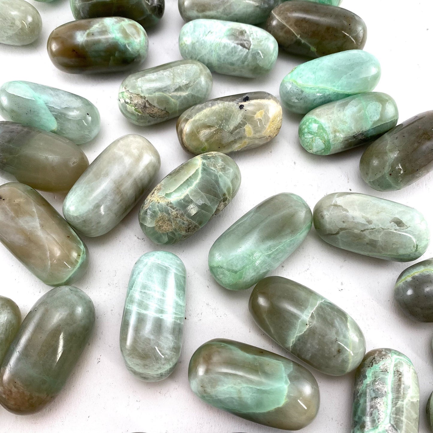 ONE Polished Garnierite, tumbled garnierite, green garnierite, garnierite palm stone, garnierite