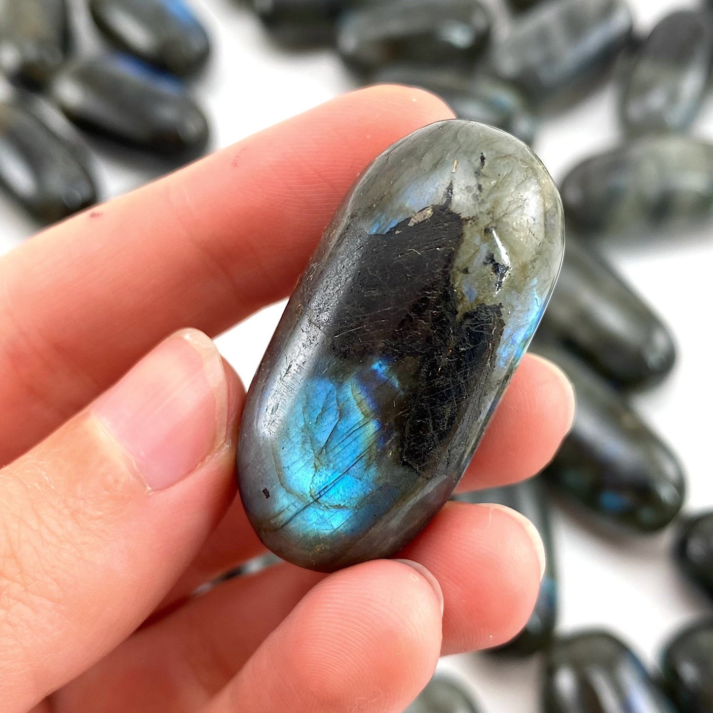 ONE Polished Labradorite, labradorite, tumbled labradorite, blue labradorite, labradorite palm stone