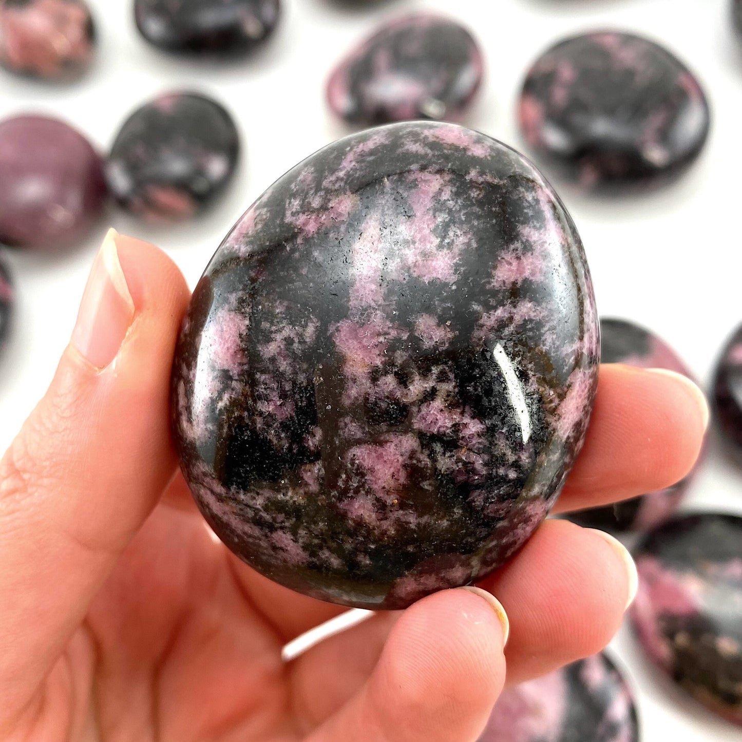Rhodonite Palm Stone, Rhodonite palmstone, polished Rhodonite, crystal palm stone