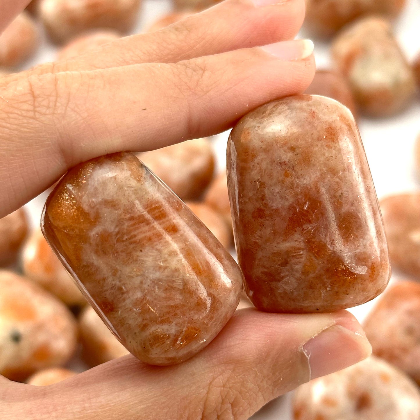 ONE Sunstone Tumble (India) | tumbled sunstone, sunstone crystal, flashy sunstone, worry stone