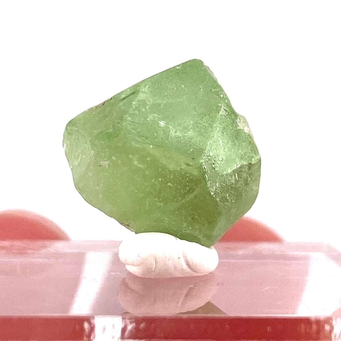 Naturally terminated peridot crystal (Pakistan) | raw peridot, natural peridot, peridot crystal, peridot point
