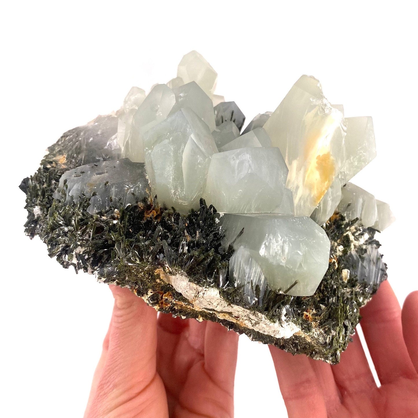XXL Yellow bone quartz cluster with epidote inclusions (Pakistan) | halloysite quartz, epidote quartz, green epidote, mango quartz