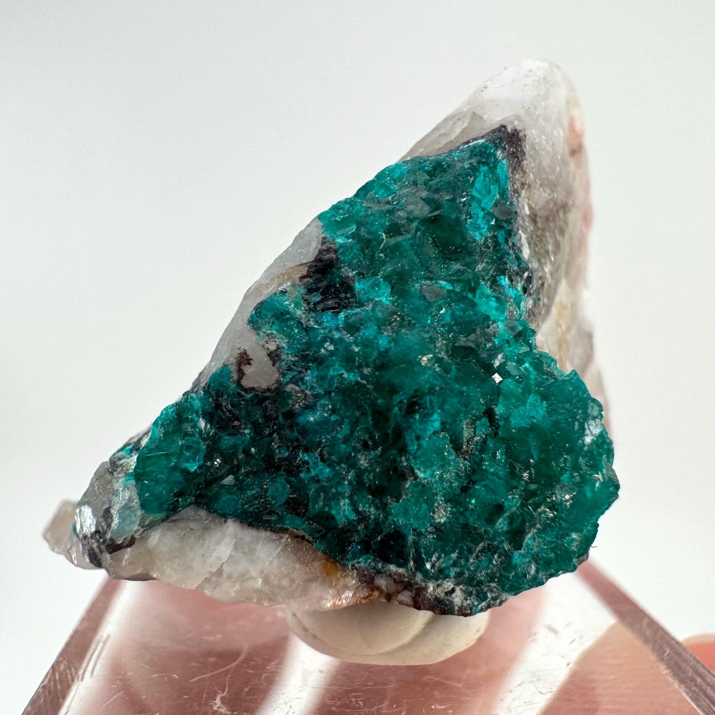 Dioptase (Congo) | mineral specimen, raw dioptase, dioptase crystal