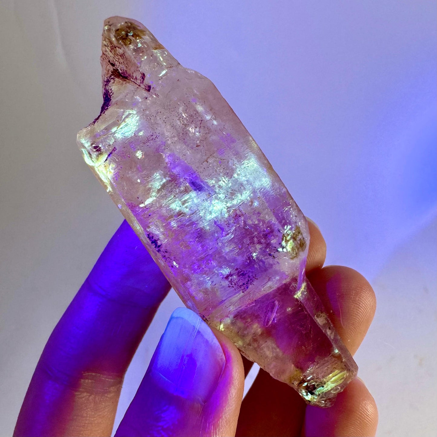 UV Reactive Petroleum Quartz (Madagascar) | natural firefly petroleum quartz crystal, fluorescent minerals