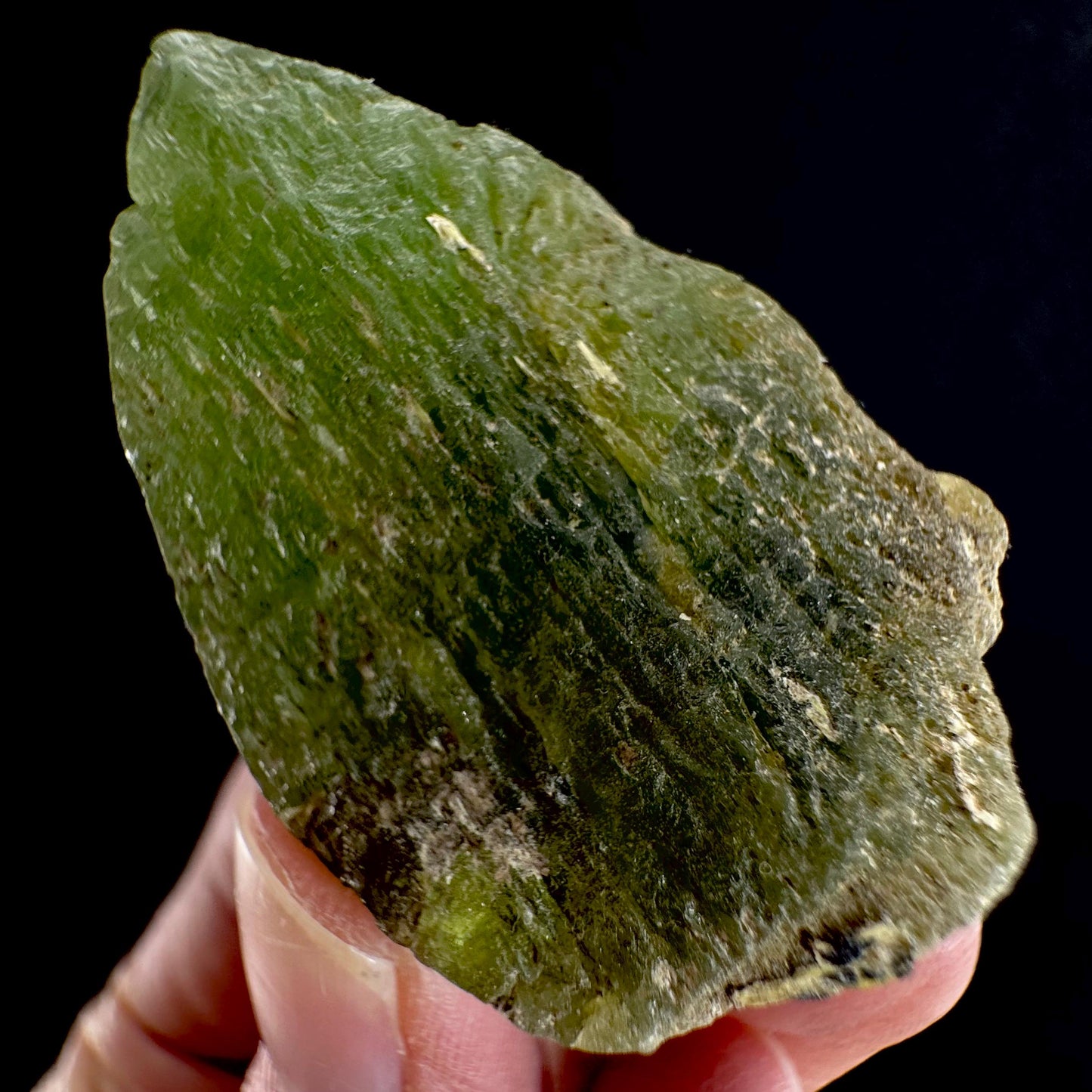 Peridot (Pakistan) | naturally terminated peridot crystal, mineral specimen