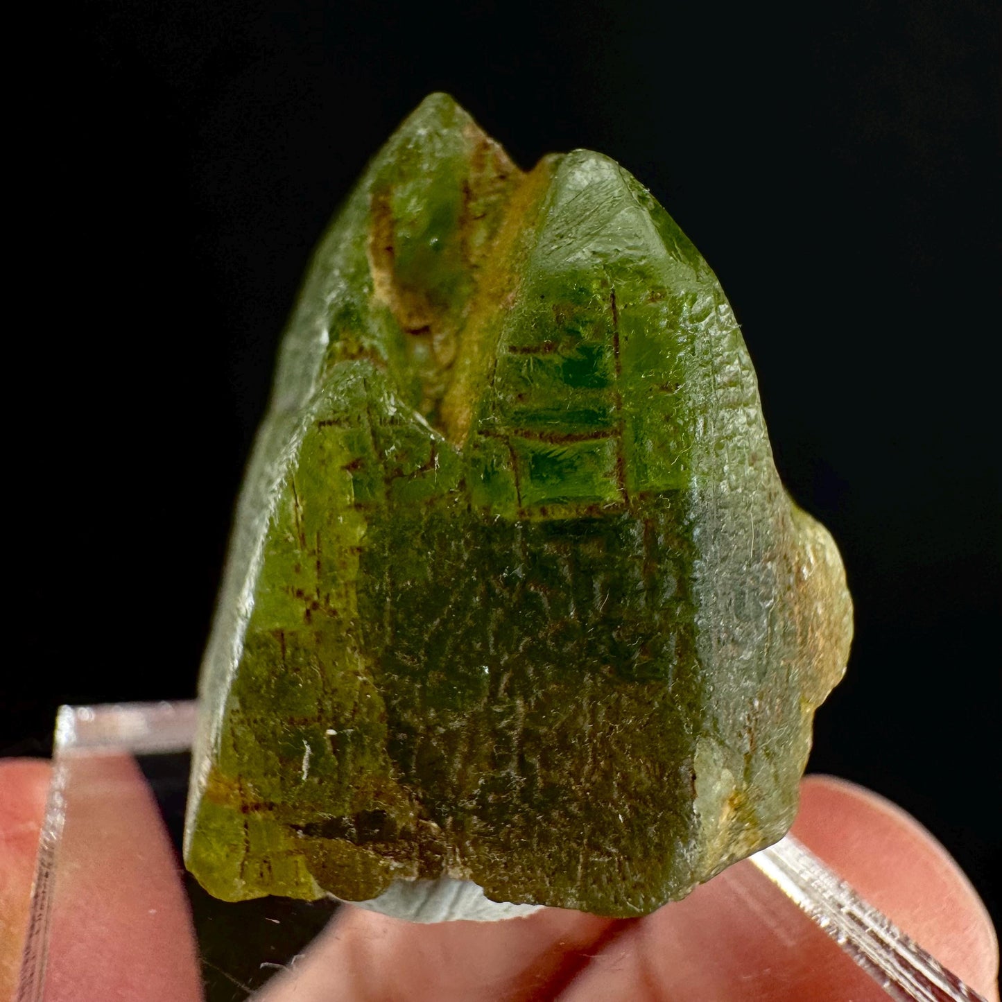 Peridot (Pakistan) | naturally terminated peridot crystal, mineral specimen