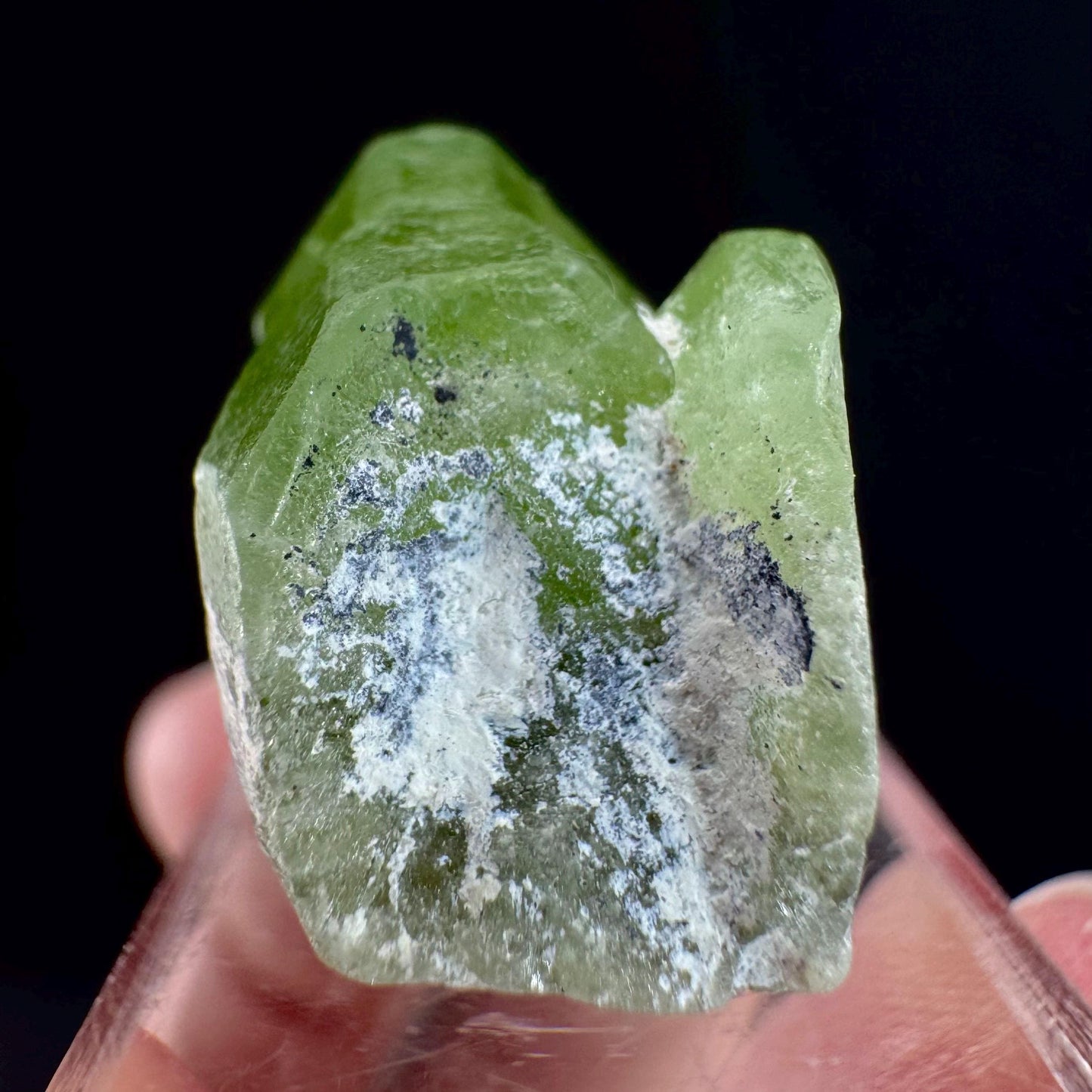 Peridot (Pakistan) | naturally terminated peridot crystal, mineral specimen