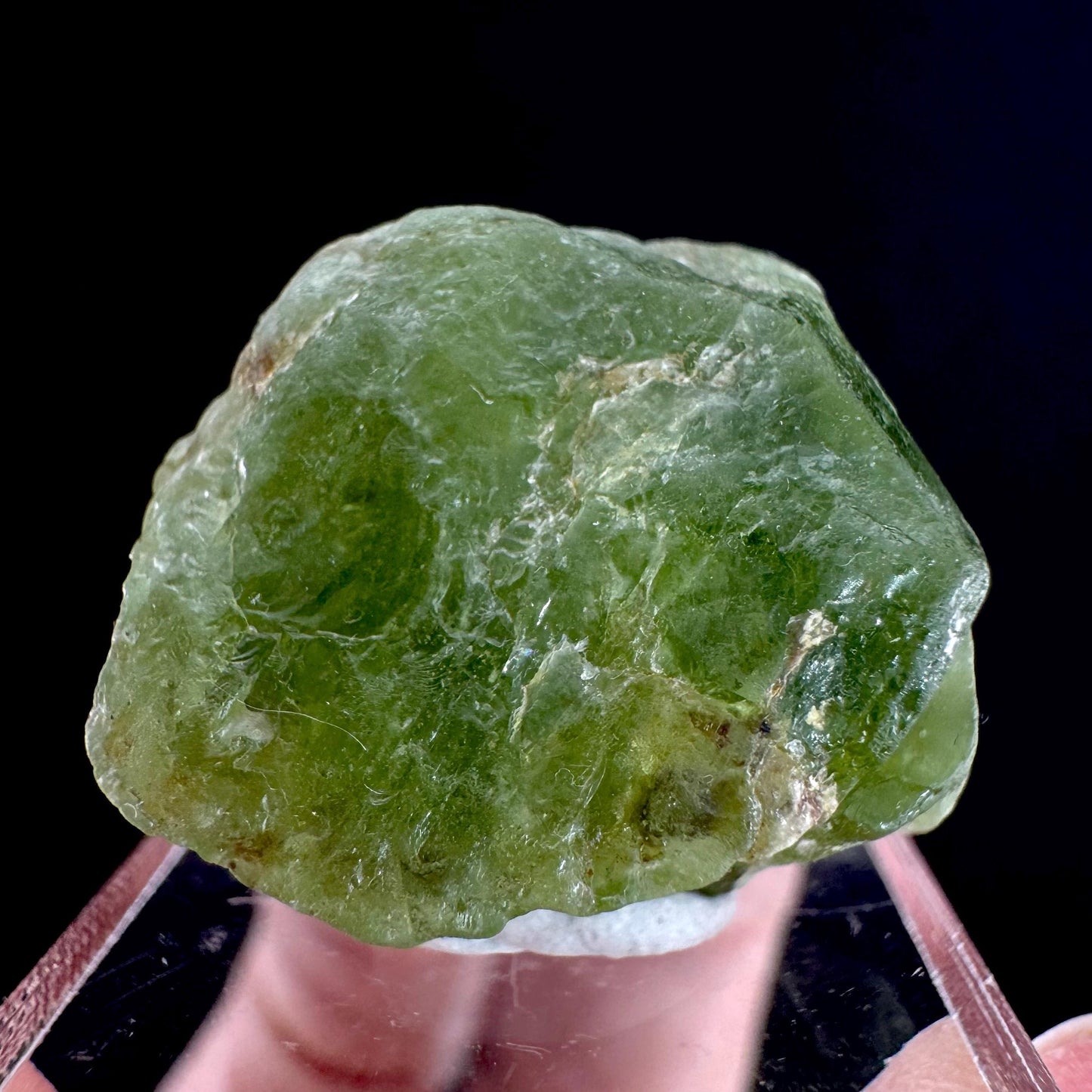 Peridot (Pakistan) | naturally terminated peridot crystal, mineral specimen