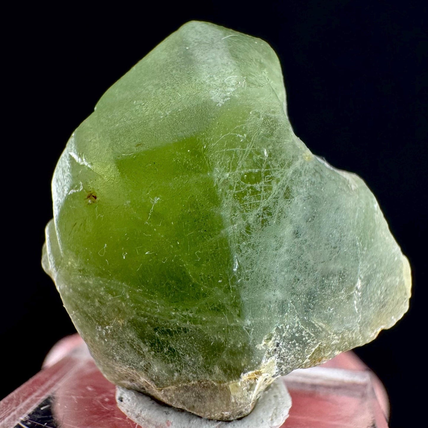 Peridot (Pakistan) | naturally terminated peridot crystal, mineral specimen
