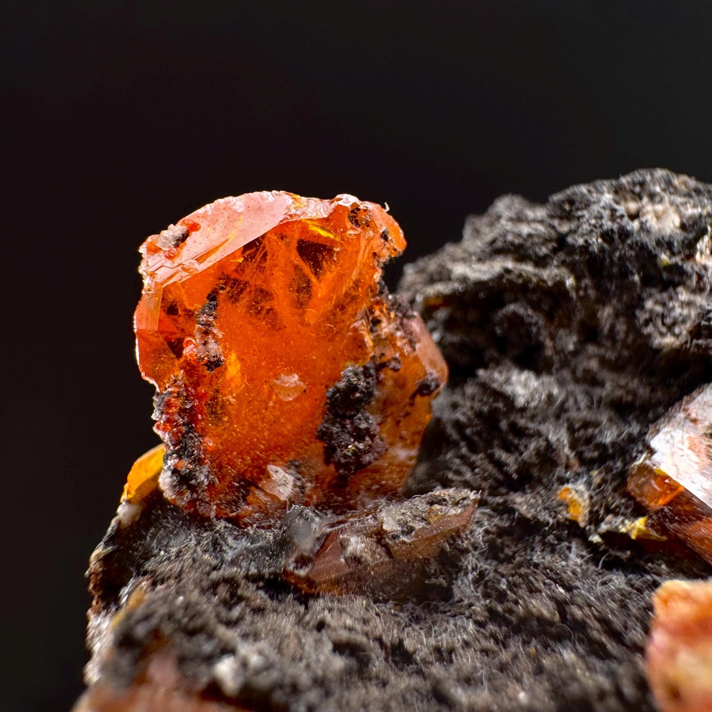 Wulfenite (Arizona, USA) | orange wulfenite crystal, mineral specimen