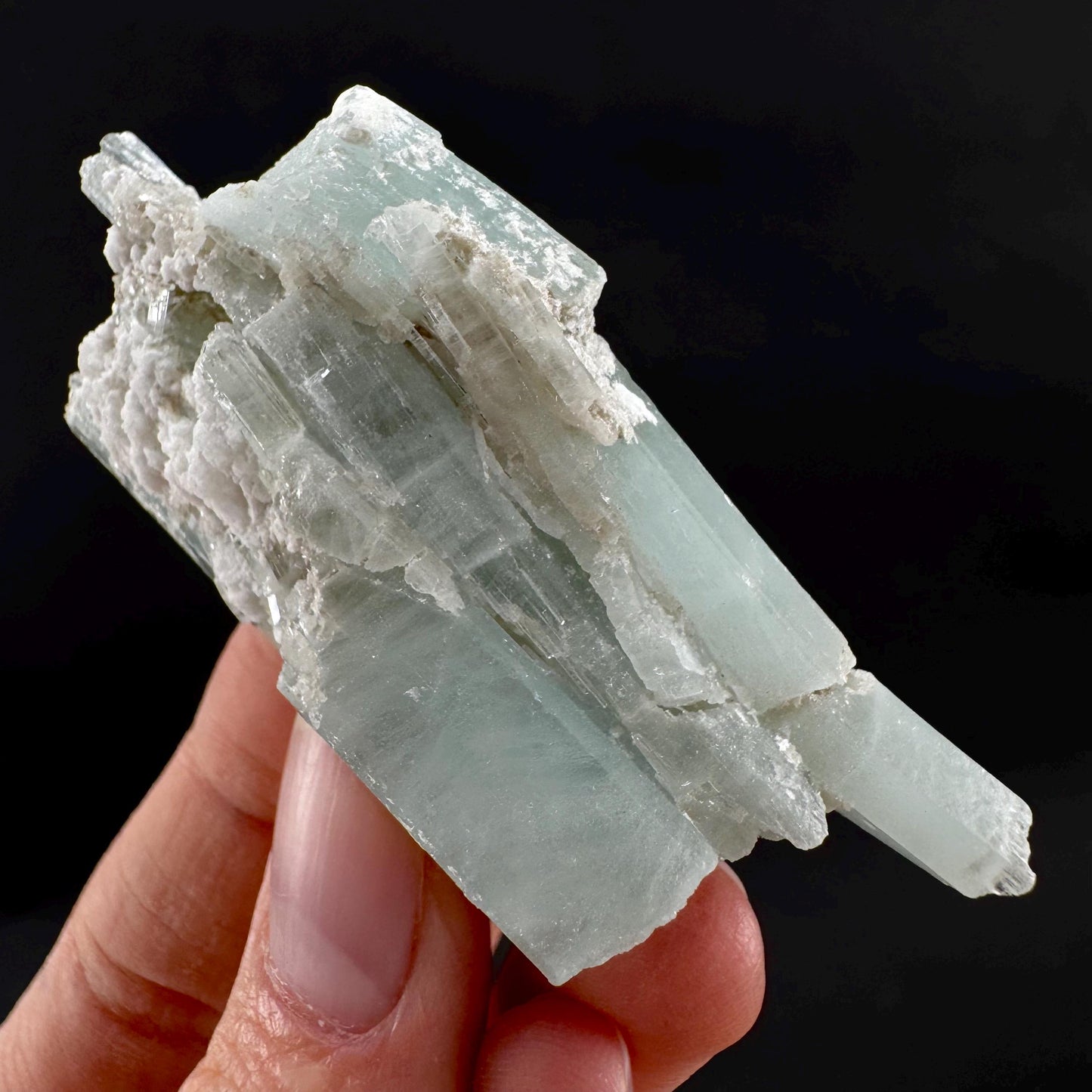 Aquamarine w/ Albite (Pakistan) | natural aquamarine crystal, mineral specimen