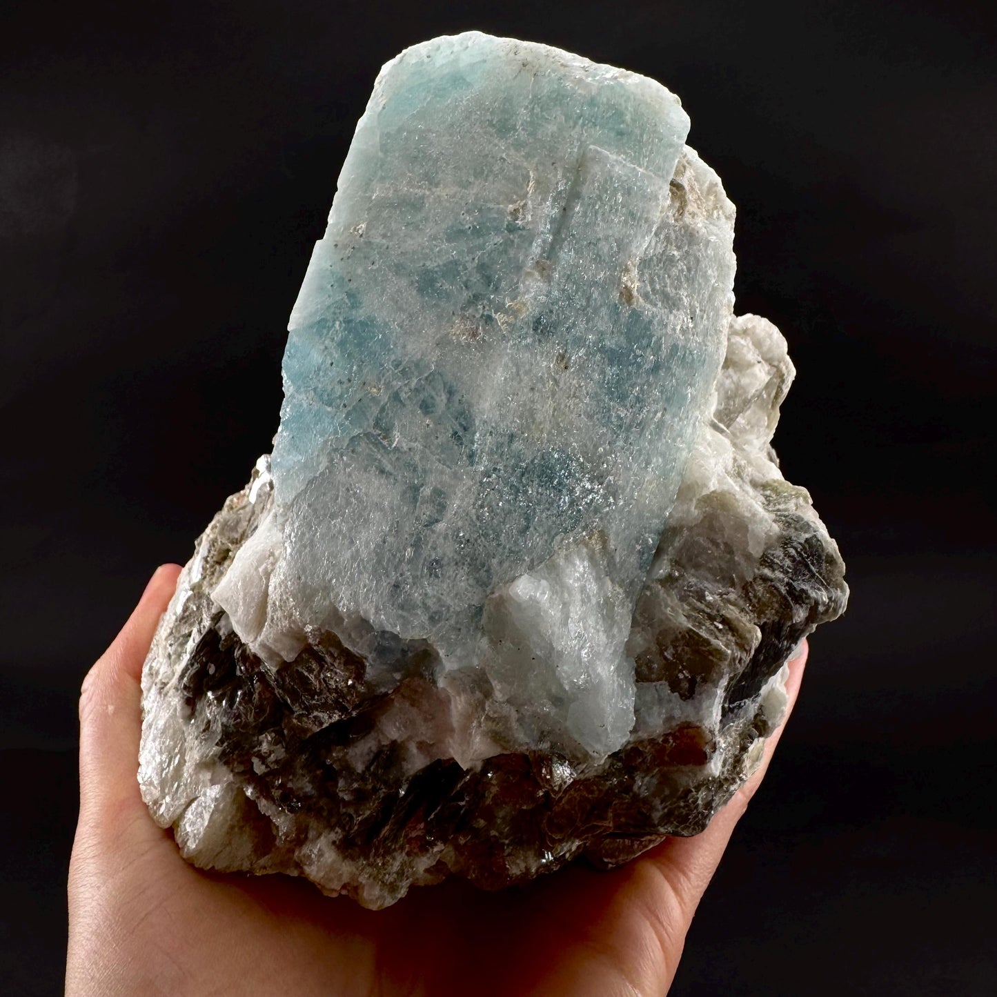 Aquamarine w/ Muscovite & Albite (Pakistan) | natural aquamarine crystal, mineral specimen