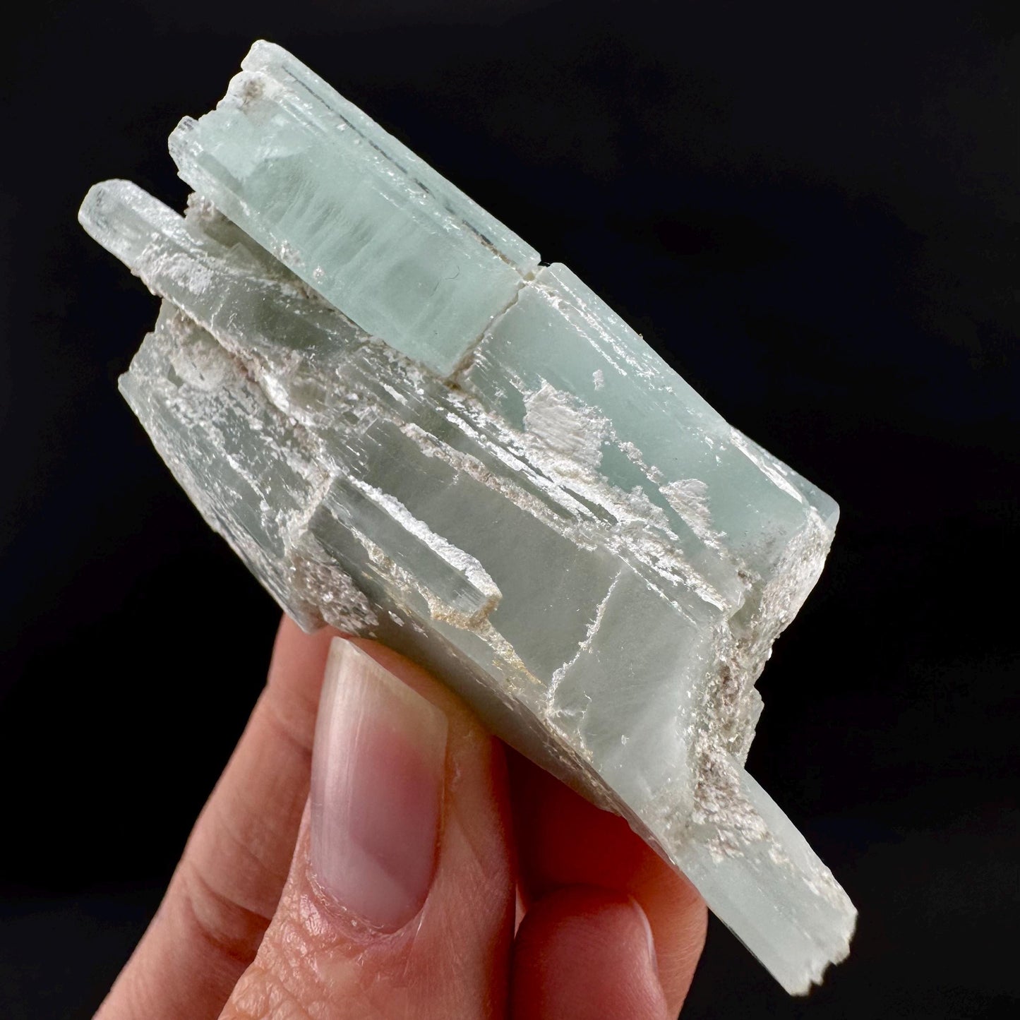 Aquamarine w/ Albite (Pakistan) | natural aquamarine crystal, mineral specimen