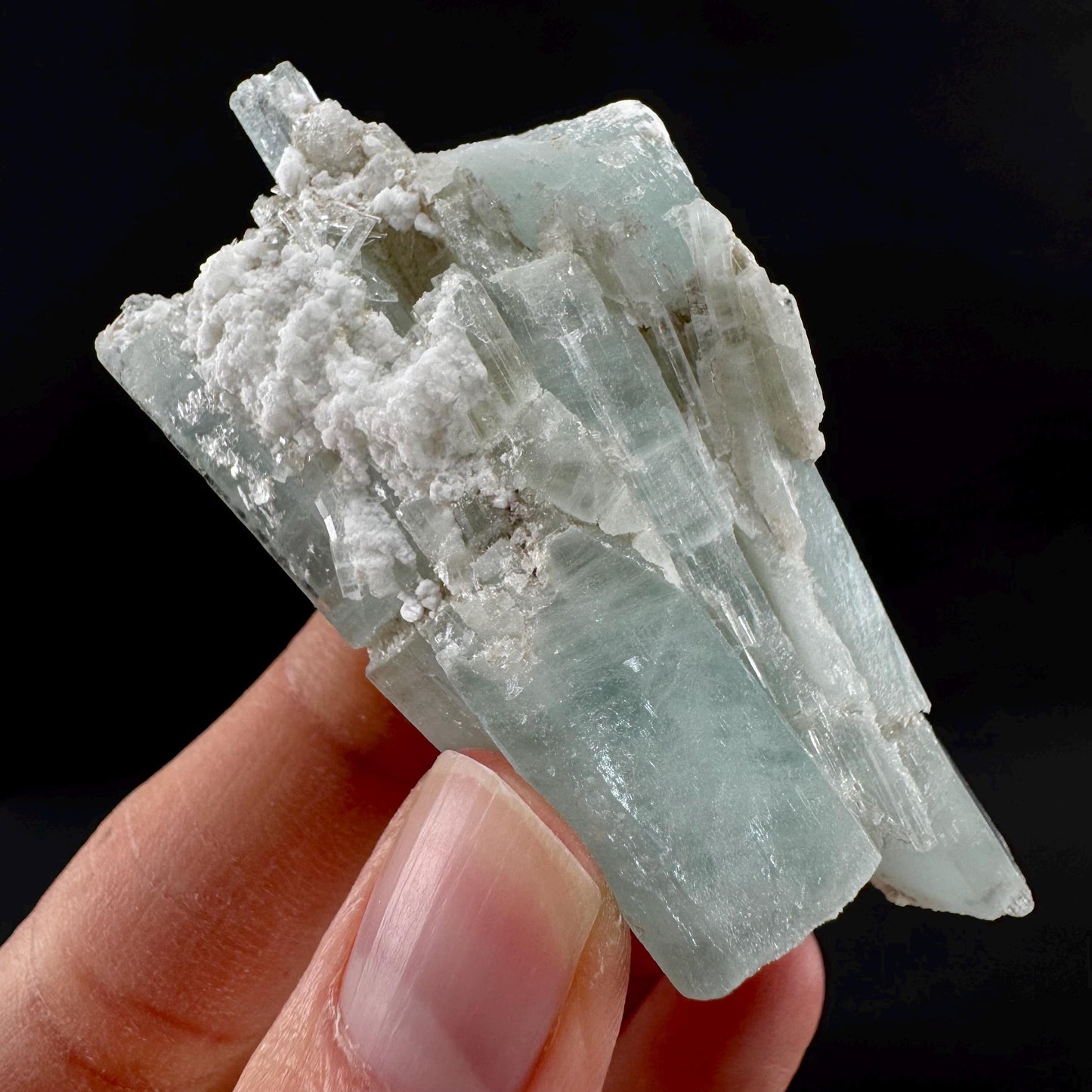 Aquamarine w/ Albite (Pakistan) | natural aquamarine crystal, mineral specimen