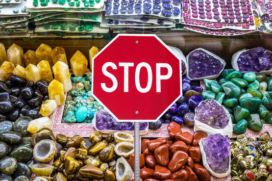 Crystal Shop Red Flags: Avoid stores with these bad practices!