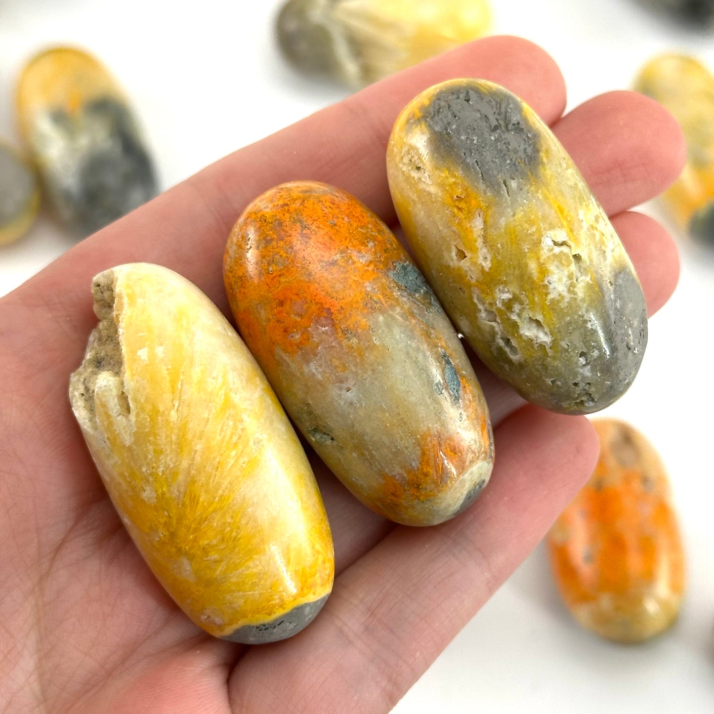 ONE Polished Bumblebee Jasper, bumblebee jasper tumble, tumbled stones