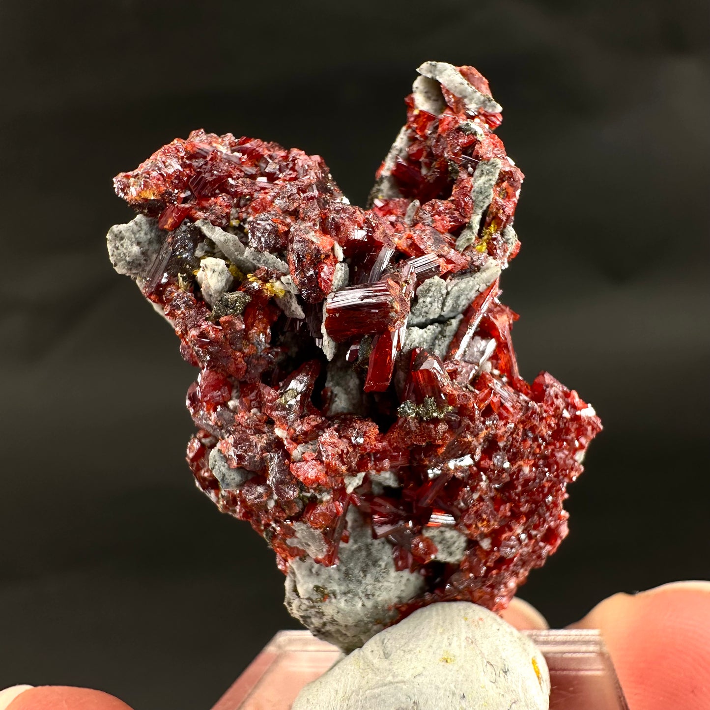 Realgar (Peru), realgar specimen, realgar crystal, mineral specimen