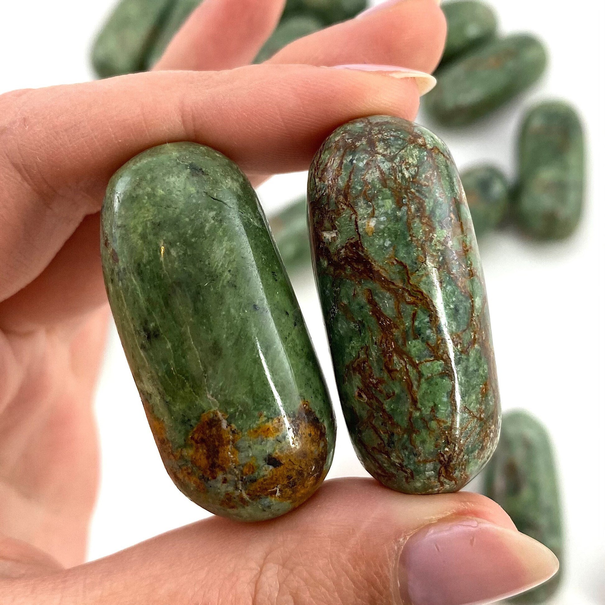 ONE Polished Chrysoprase, green chrysoprase, tumbled chrysoprase, polished chrysoprase, chrysoprase palm stone