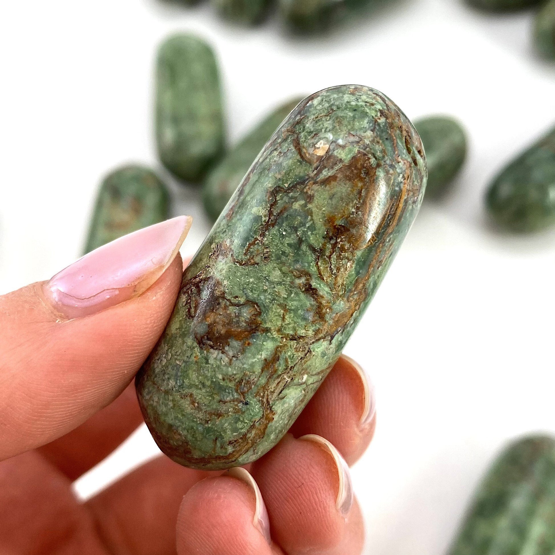 ONE Polished Chrysoprase, green chrysoprase, tumbled chrysoprase, polished chrysoprase, chrysoprase palm stone