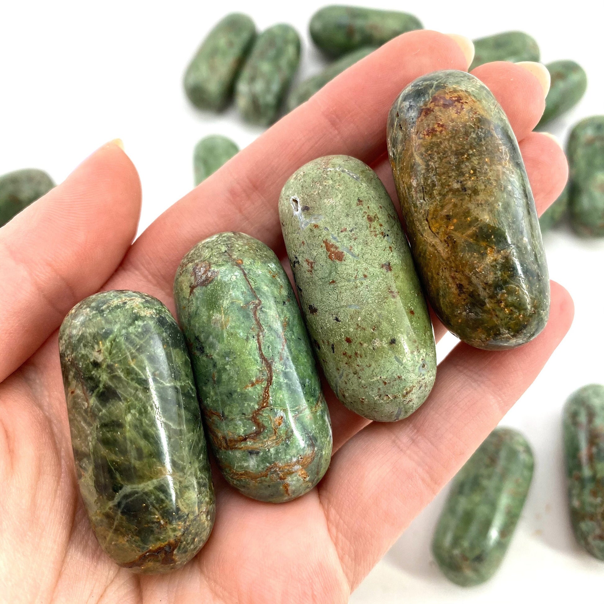 ONE Polished Chrysoprase, green chrysoprase, tumbled chrysoprase, polished chrysoprase, chrysoprase palm stone