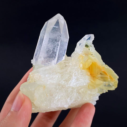 Yellow bone quartz point (Pakistan) | bone quartz, tabular quartz, mango quartz, halloysite quartz
