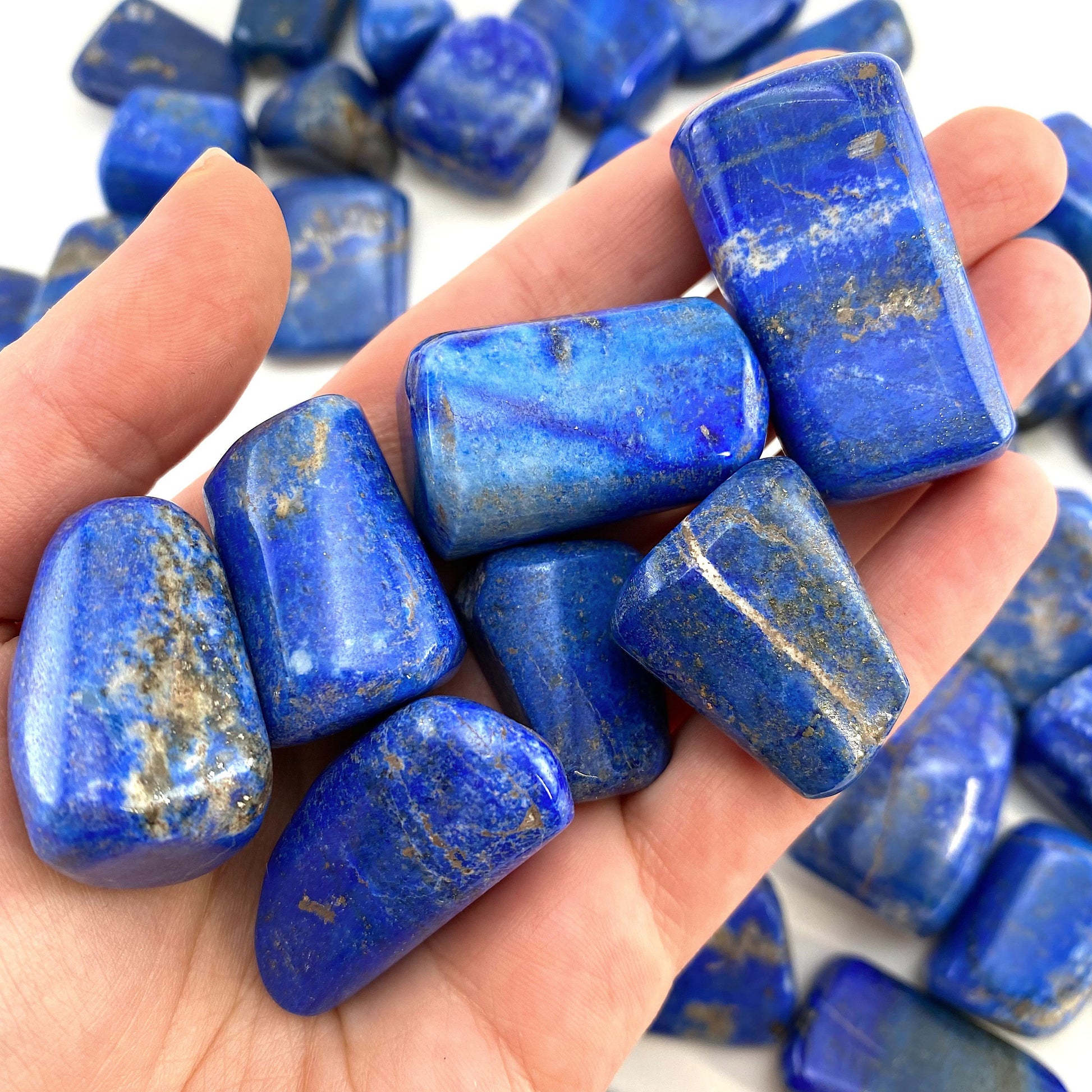ONE Tumbled Lapis Lazuli, tumbled stones, tumbled crystal, blue lapis lazuli, lapis lazuli