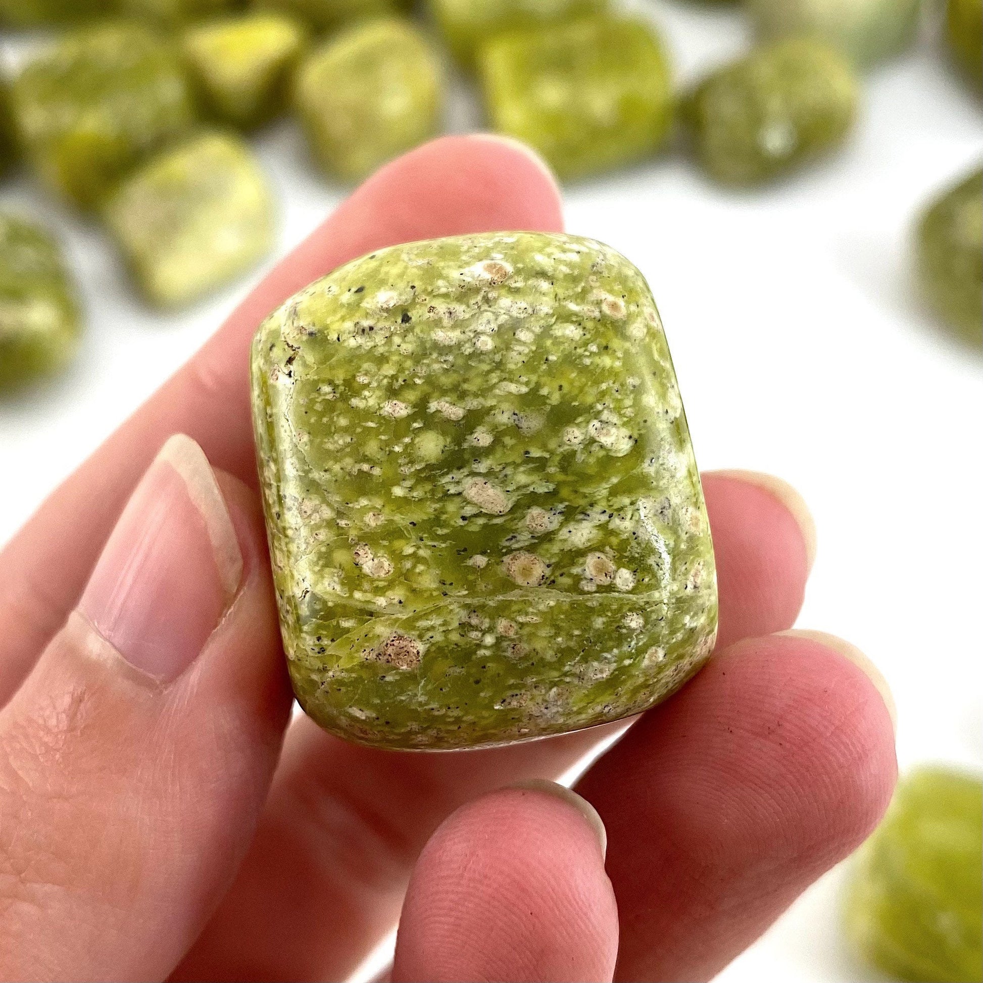 ONE tumbled serpentine, natural green serpentine, polished serpentine, serpentine tumble, serpentine crystal