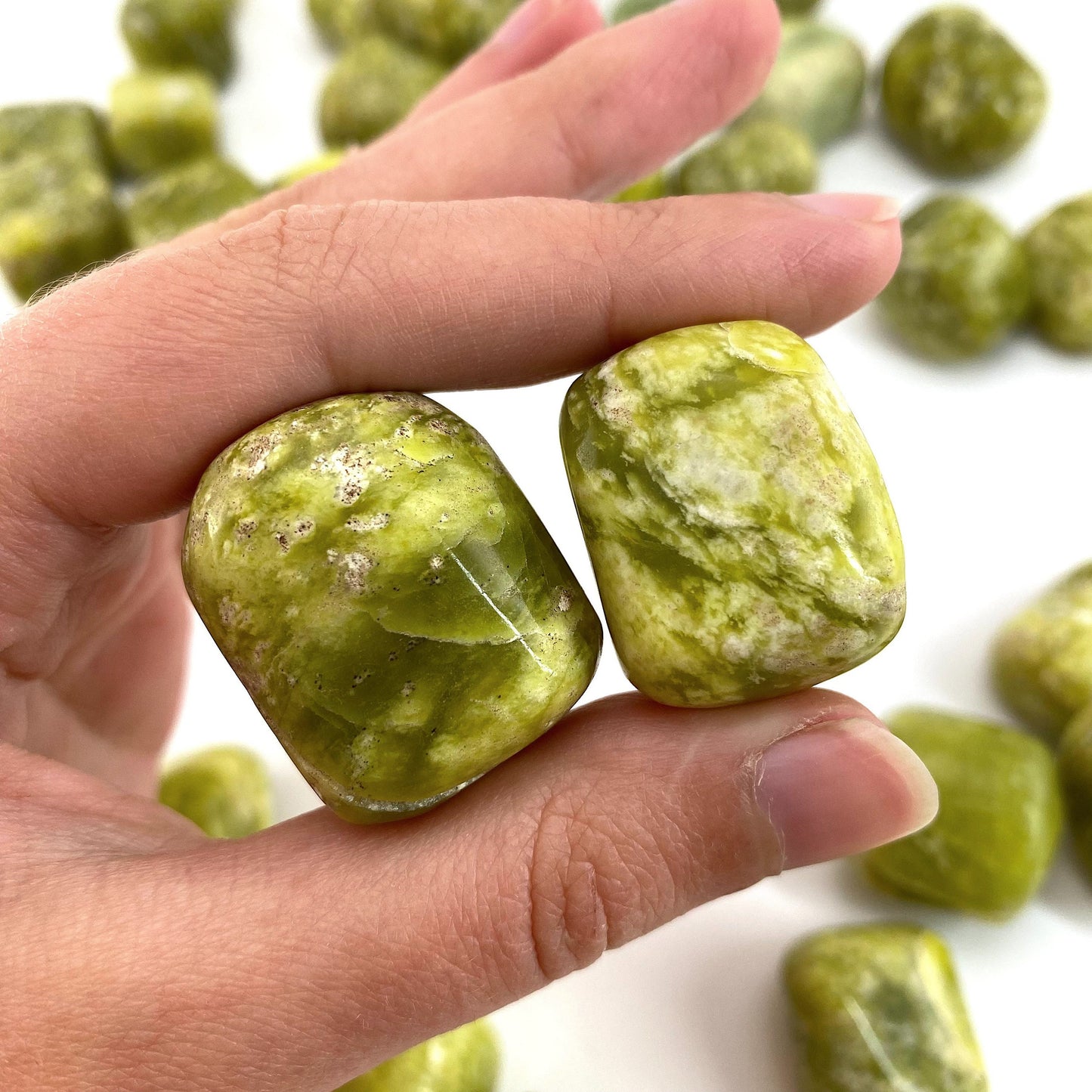 ONE tumbled serpentine, natural green serpentine, polished serpentine, serpentine tumble, serpentine crystal