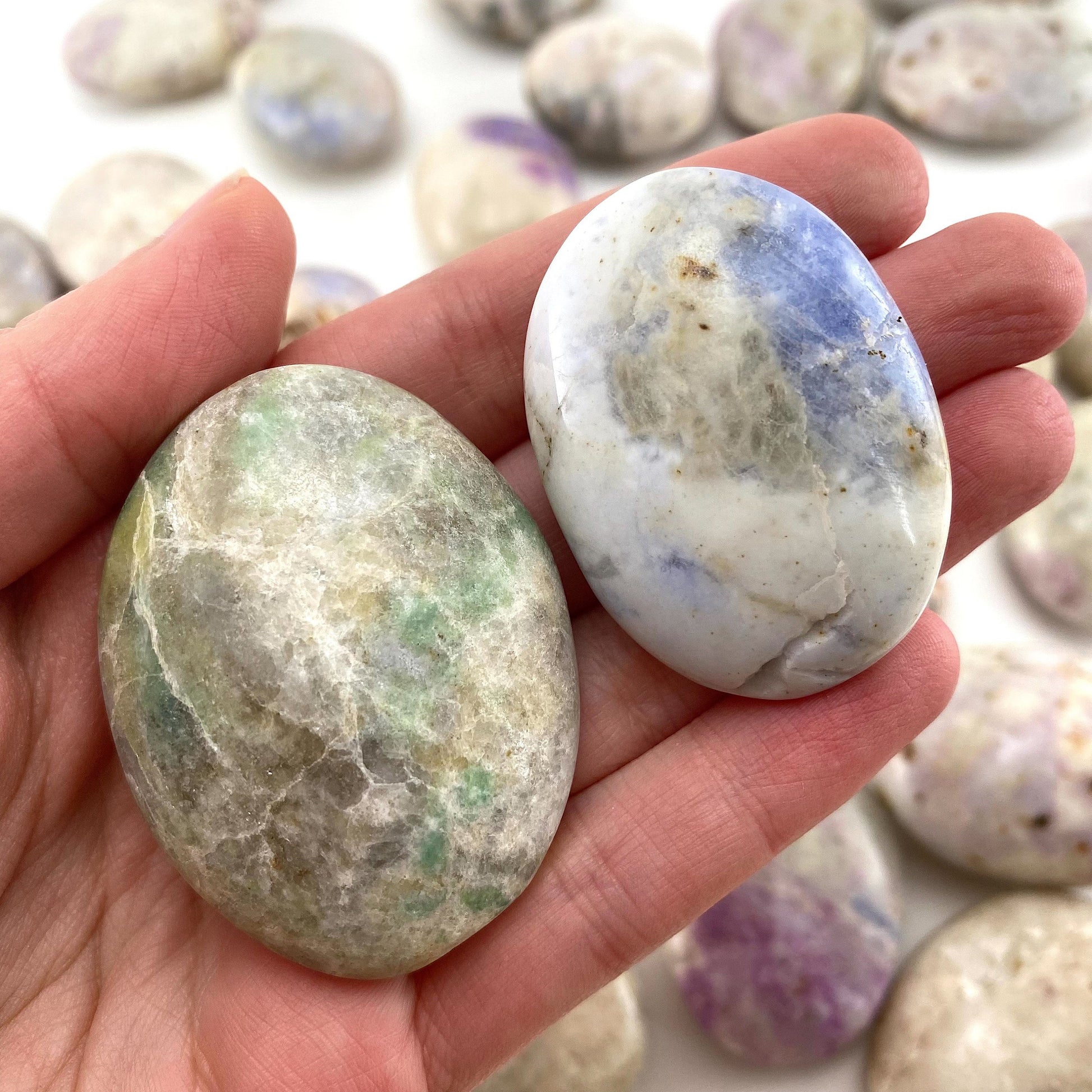Rare! UV-reactive Hackmanite Palm Stone, hackmanite, Hackmanite palmstone, palm stone, worry stone