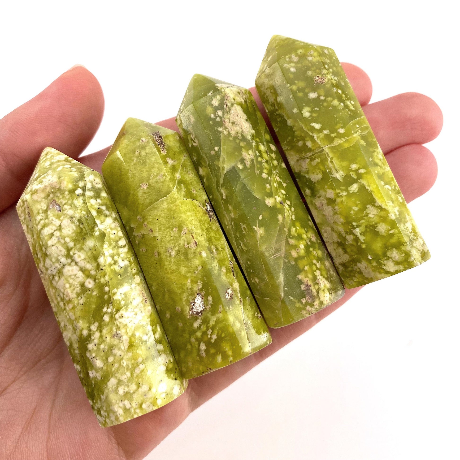 Serpentine Point, green serpentine tower, crystal point, serpentine crystal
