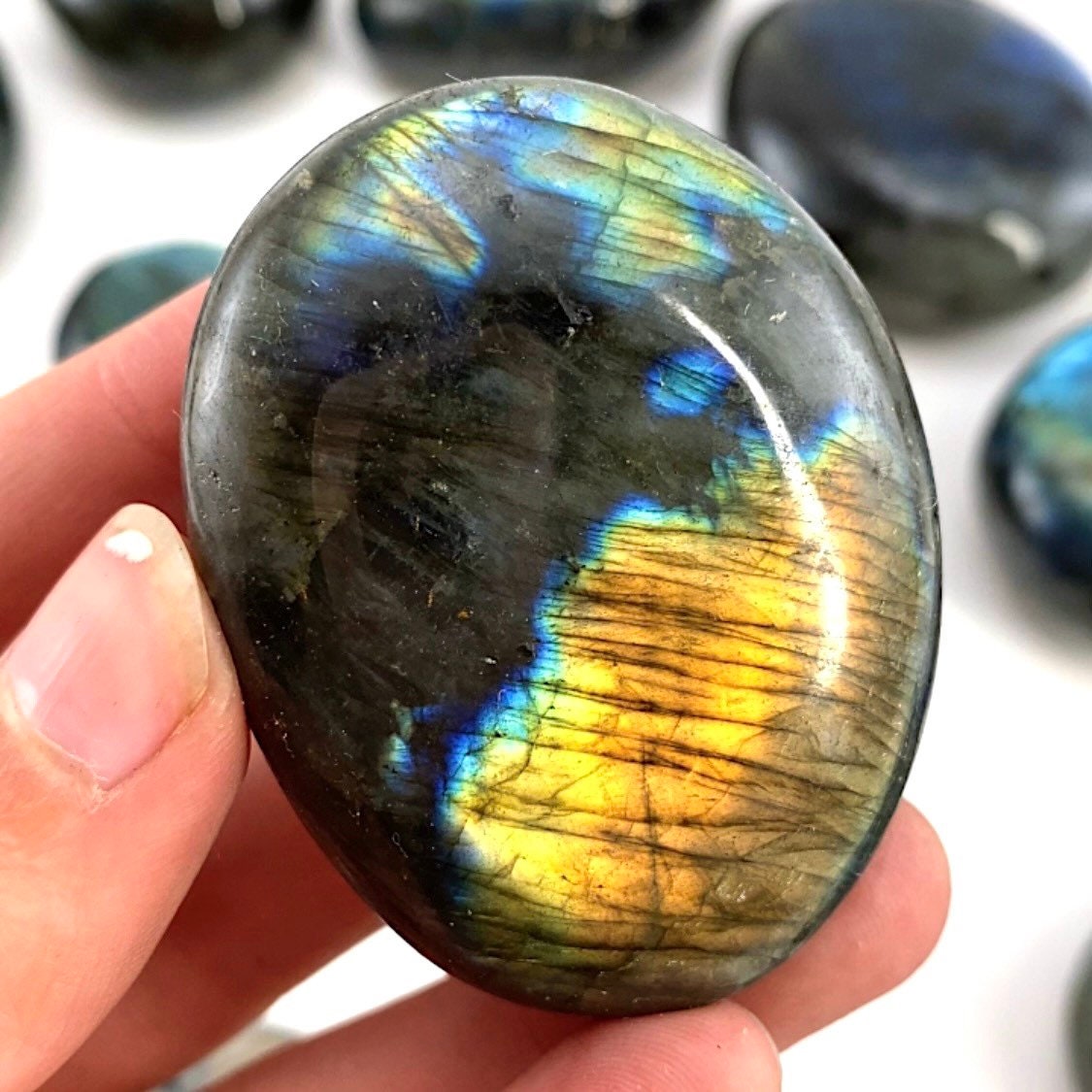 Flashy Labradorite Palm Stone, labradorite palmstone, blue labradorite, flashy labradorite, palm stones