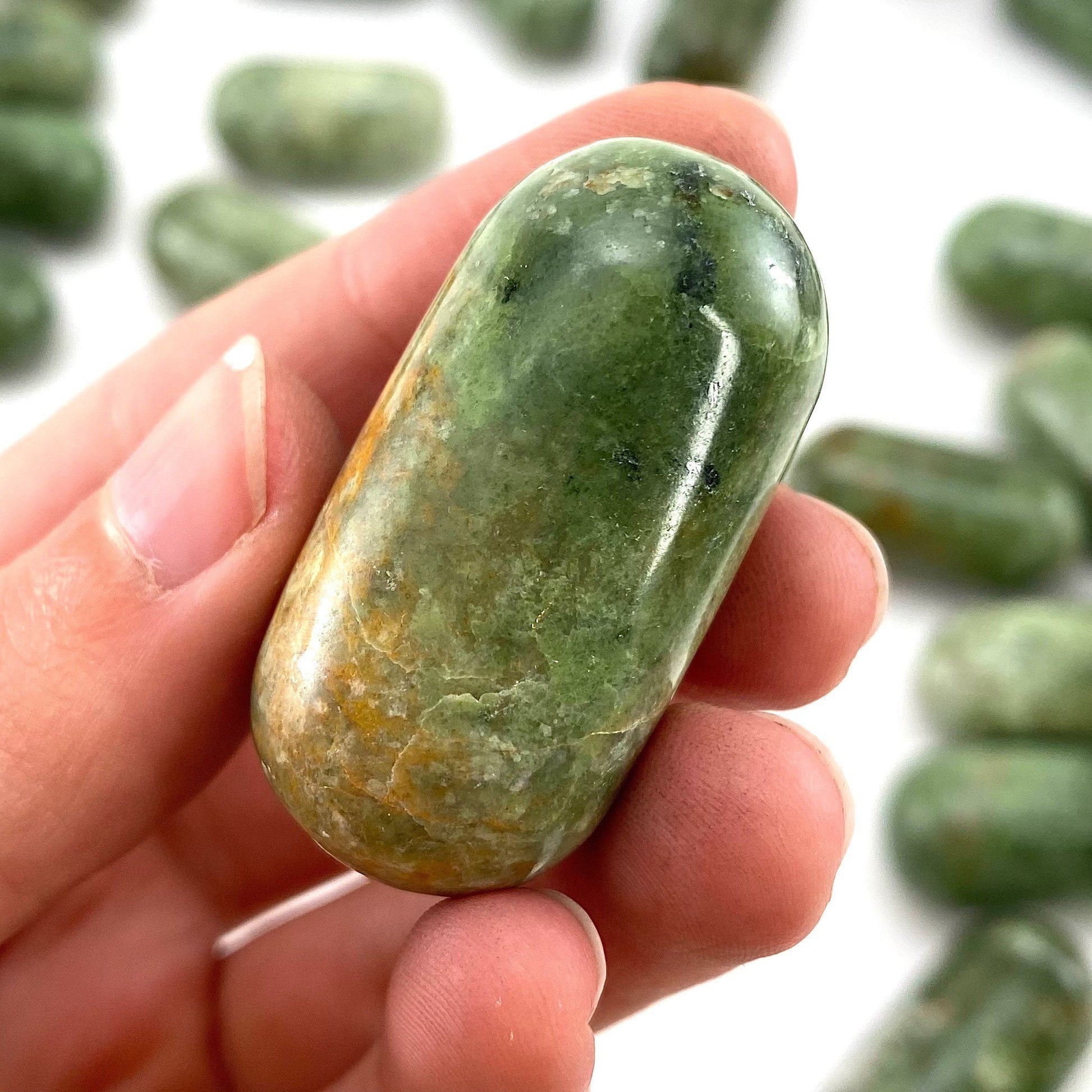 ONE Polished Chrysoprase, green chrysoprase, tumbled chrysoprase, polished chrysoprase, chrysoprase palm stone