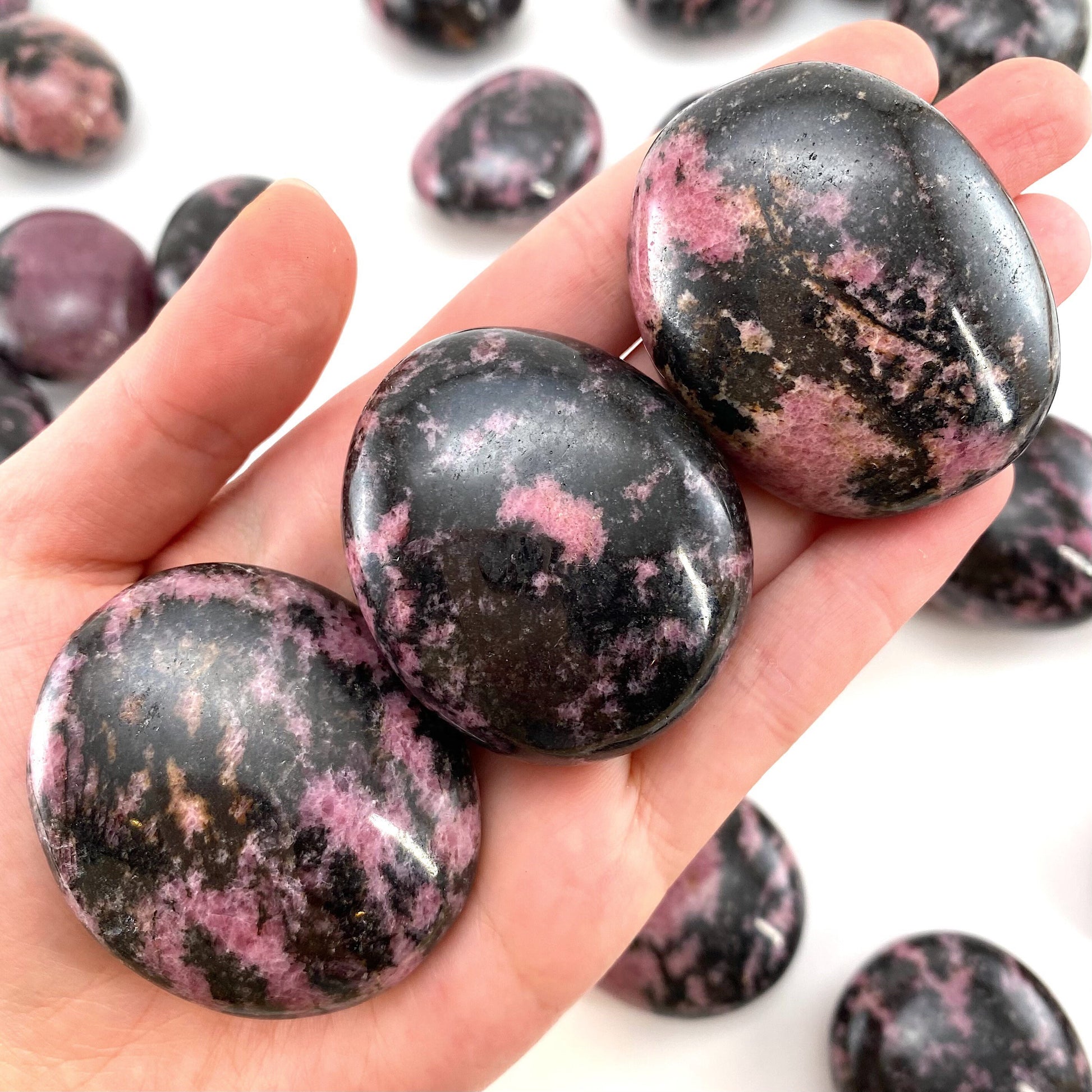 Rhodonite Palm Stone, Rhodonite palmstone, polished Rhodonite, crystal palm stone
