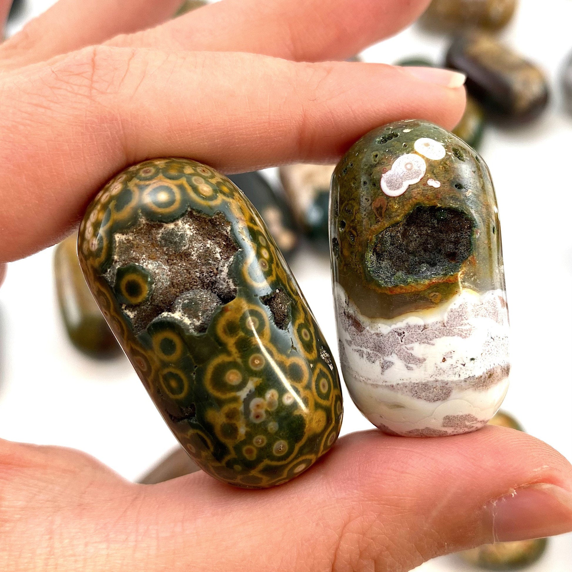 ONE Polished Ocean Jasper, orbicular jasper, tumbled ocean jasper, ocean jasper palm stone