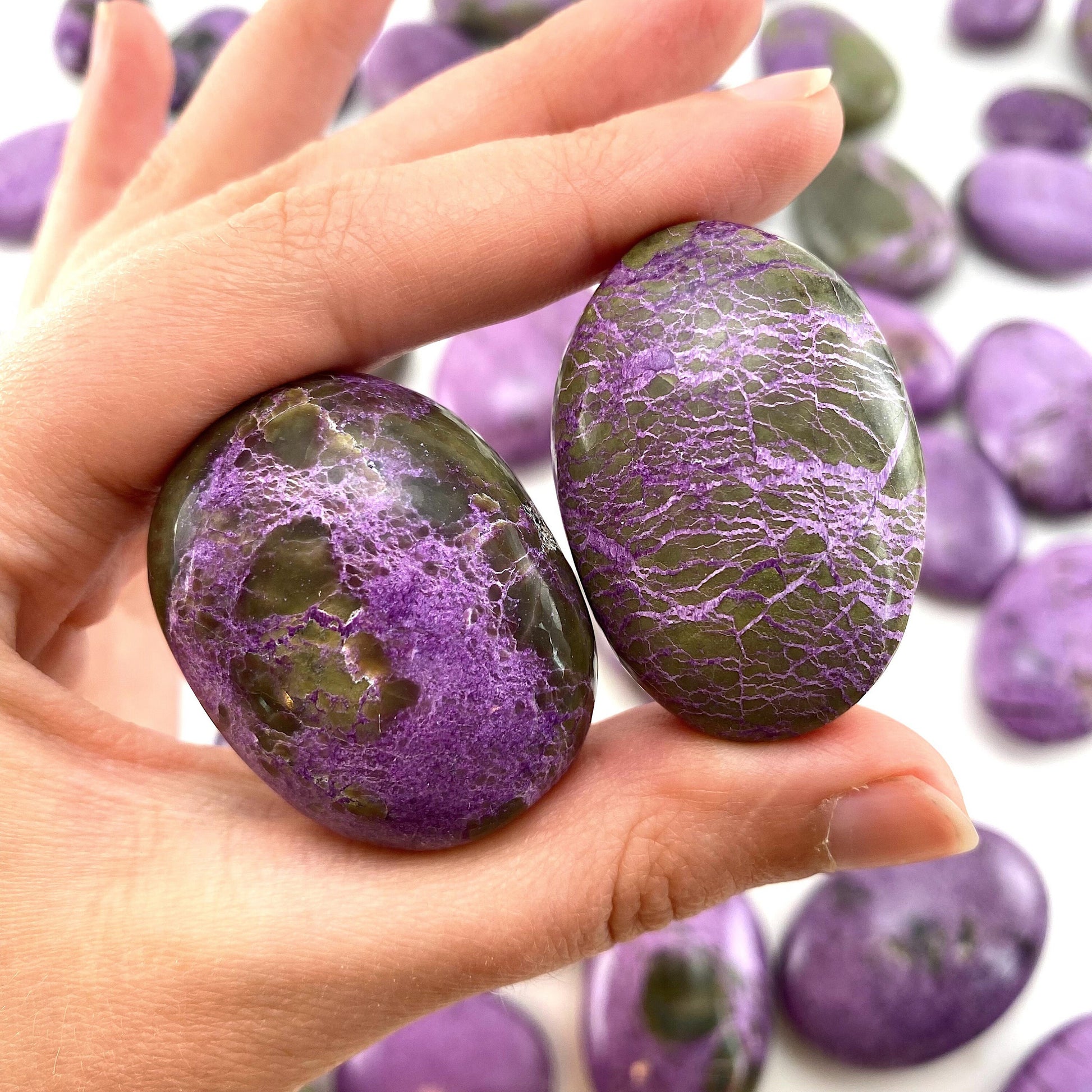 Stichtite Palm Stone (South Africa) | purple stichtite, stichtite with serpentine, atlantisite, crystal palm stone