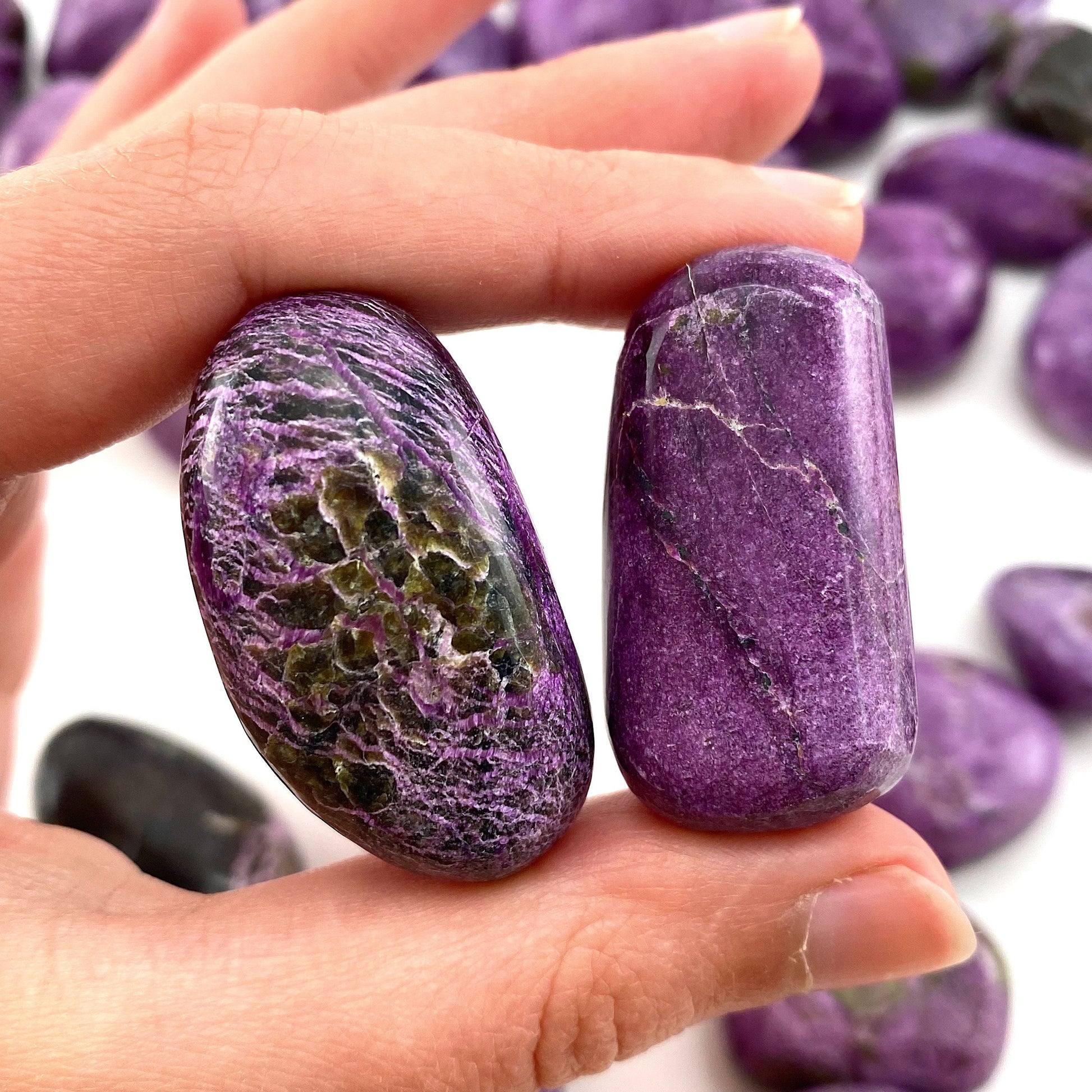 ONE Stichtite Tumble (South Africa) | purple stichtite, stichtite with serpentine, atlantisite, tumbled crystals, tumbled stichtite