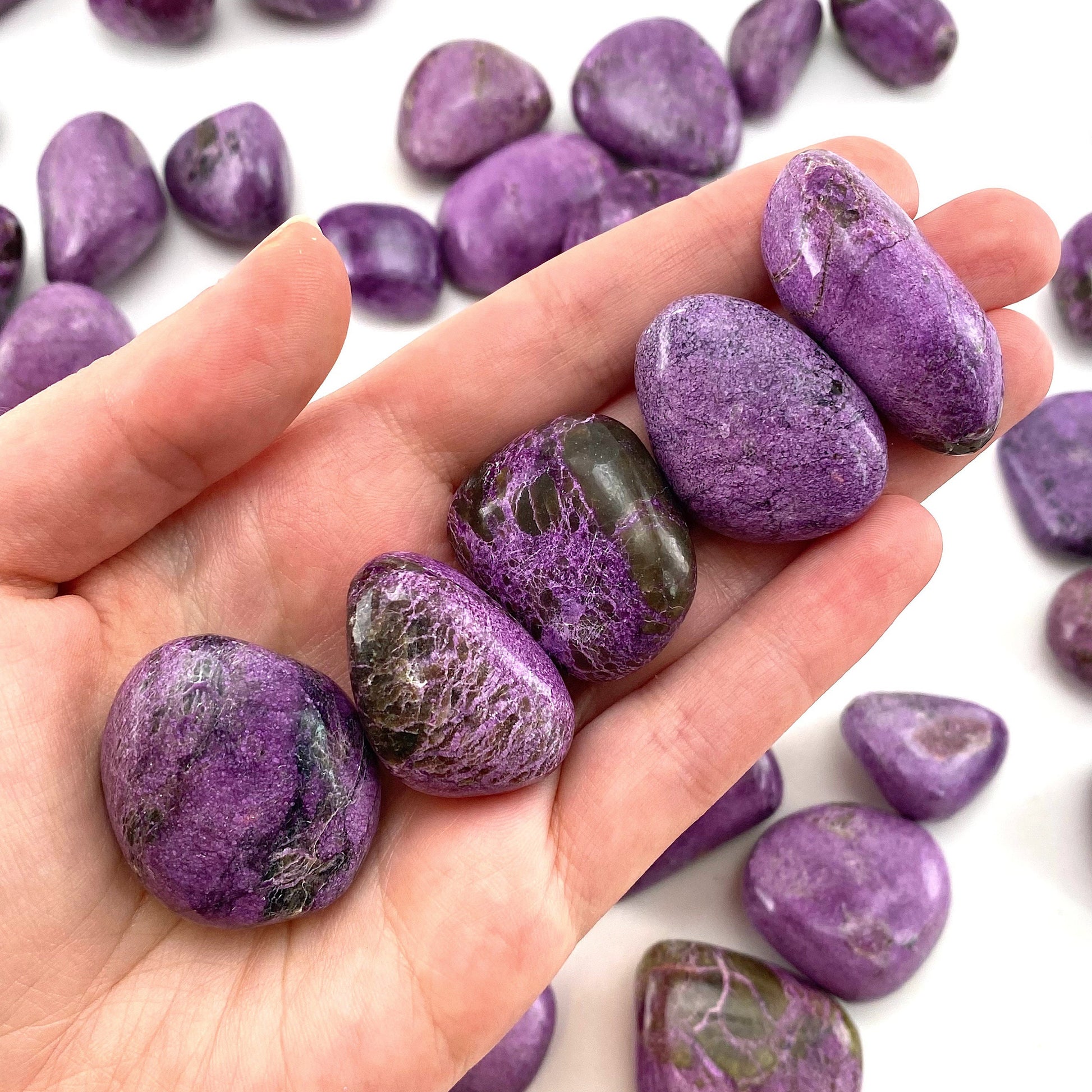 ONE Stichtite Tumble (South Africa) | purple stichtite, stichtite with serpentine, atlantisite, tumbled crystals, tumbled stichtite