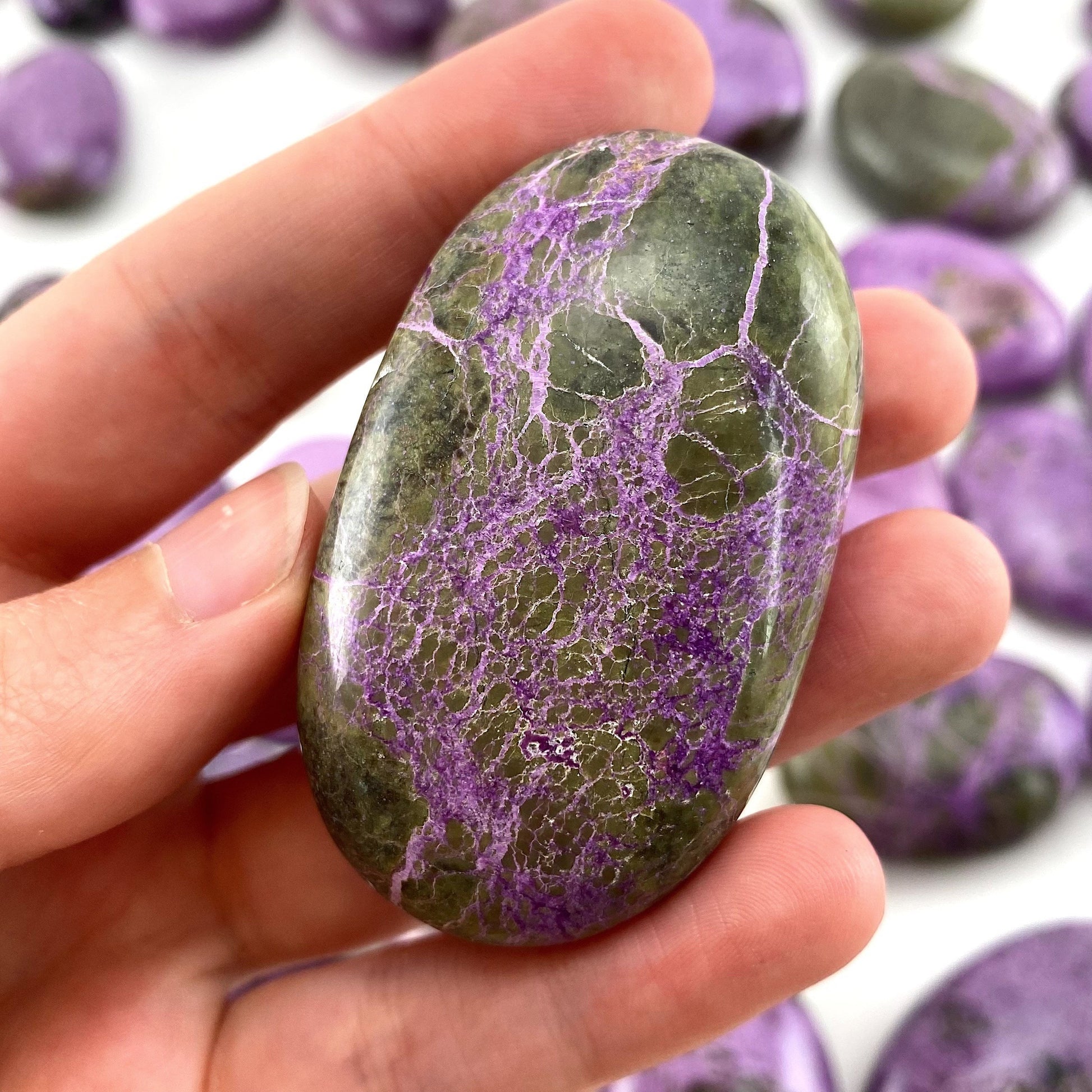 Stichtite Palm Stone (South Africa) | purple stichtite, stichtite with serpentine, atlantisite, crystal palm stone