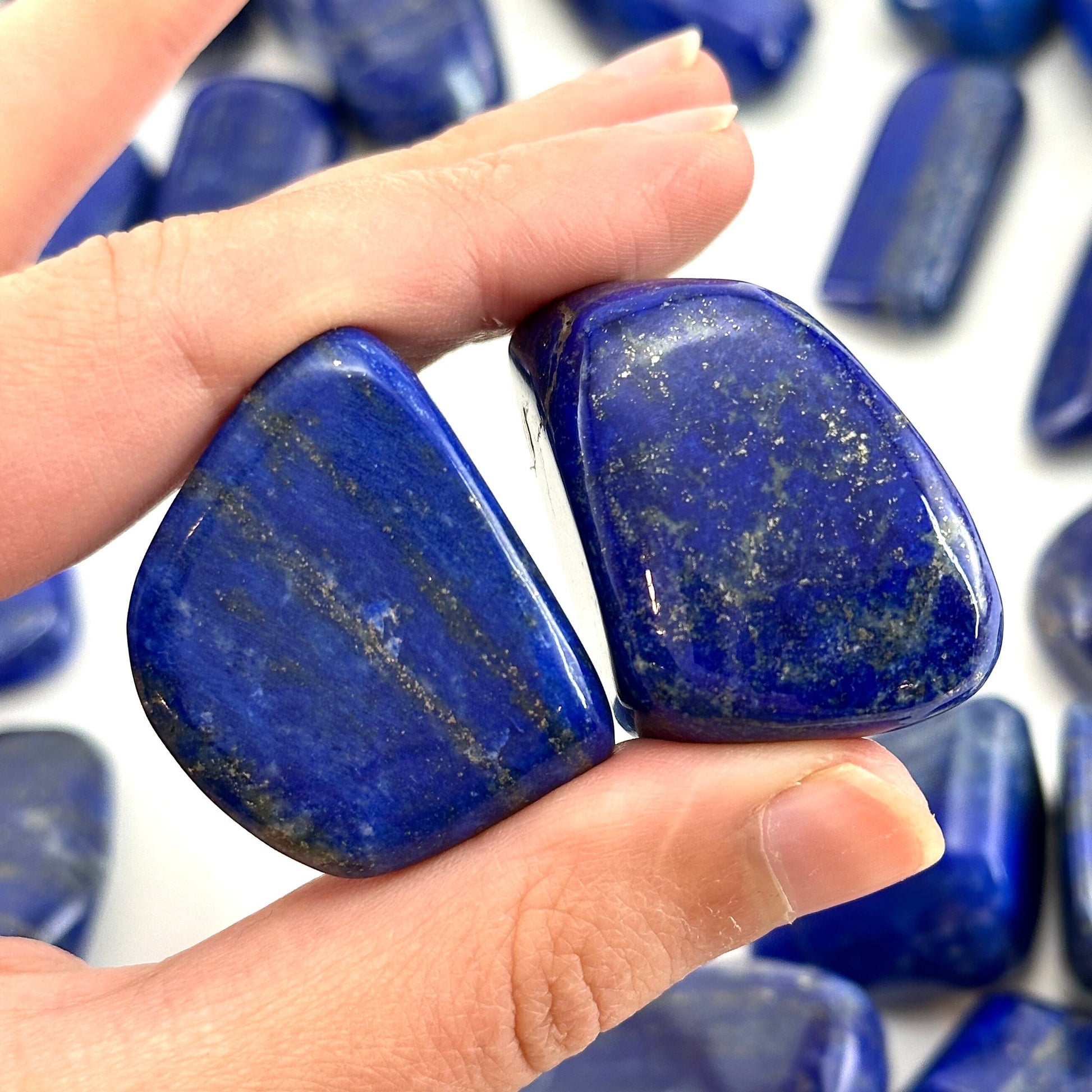 ONE Tumbled Lapis Lazuli, tumbled stones, tumbled crystal, blue lapis lazuli, lapis lazuli