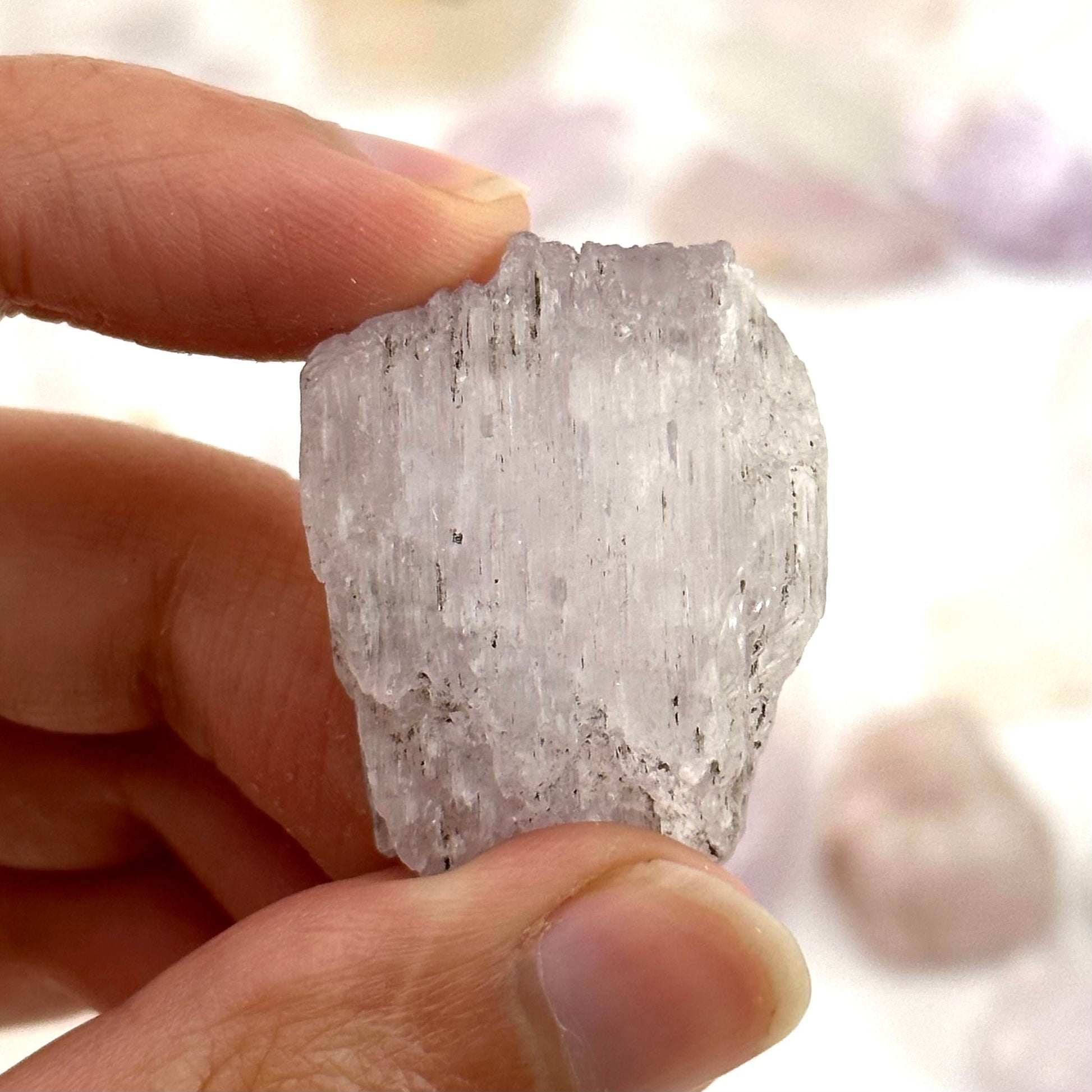 ONE Kunzite Crystal (Pakistan) | raw kunzite, kunzite crystal, kunzite specimen, kunzite