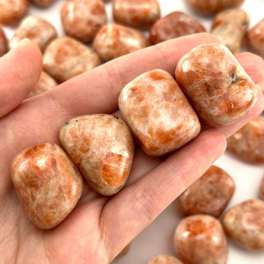 ONE Sunstone Tumble (India) | tumbled sunstone, sunstone crystal, flashy sunstone, worry stone
