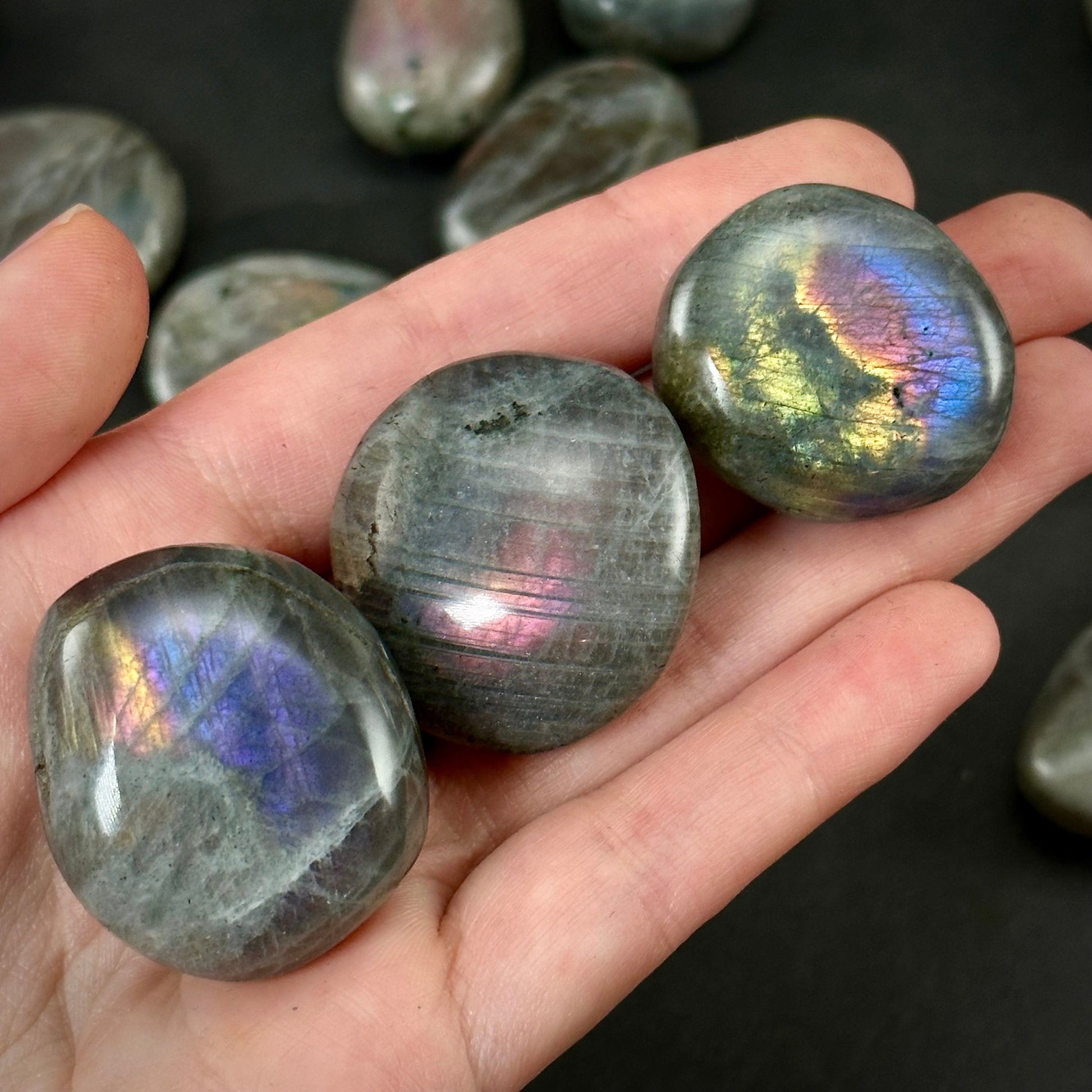 Purple/ Pink Labradorite Palm Stone, labradorite palmstone, purple labradorite, flashy labradorite, palm stones