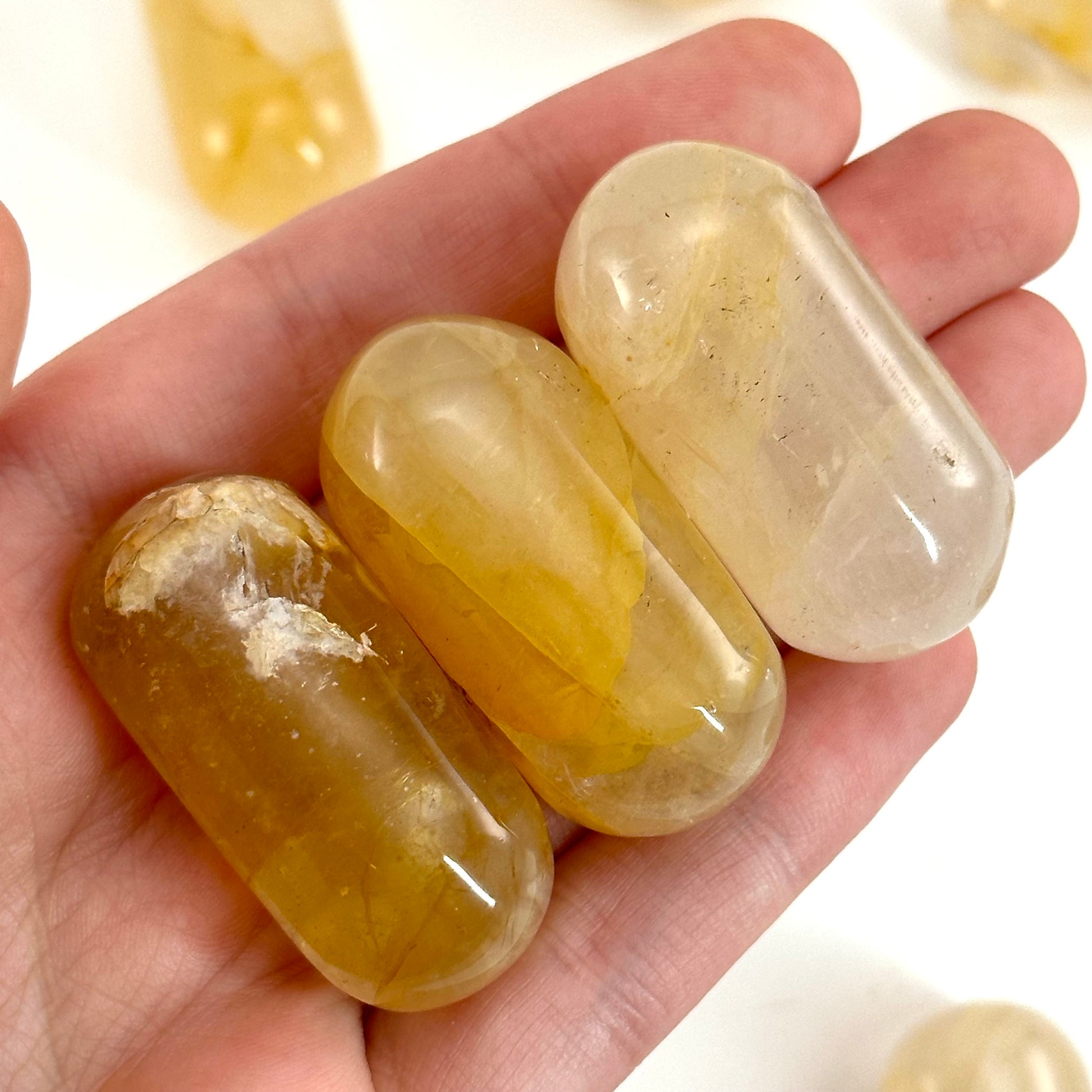 ONE Polished Golden Healer Quartz, yellow hematoid quartz, tumbled golden healer quartz, natural hematoid quartz, quartz palm stone