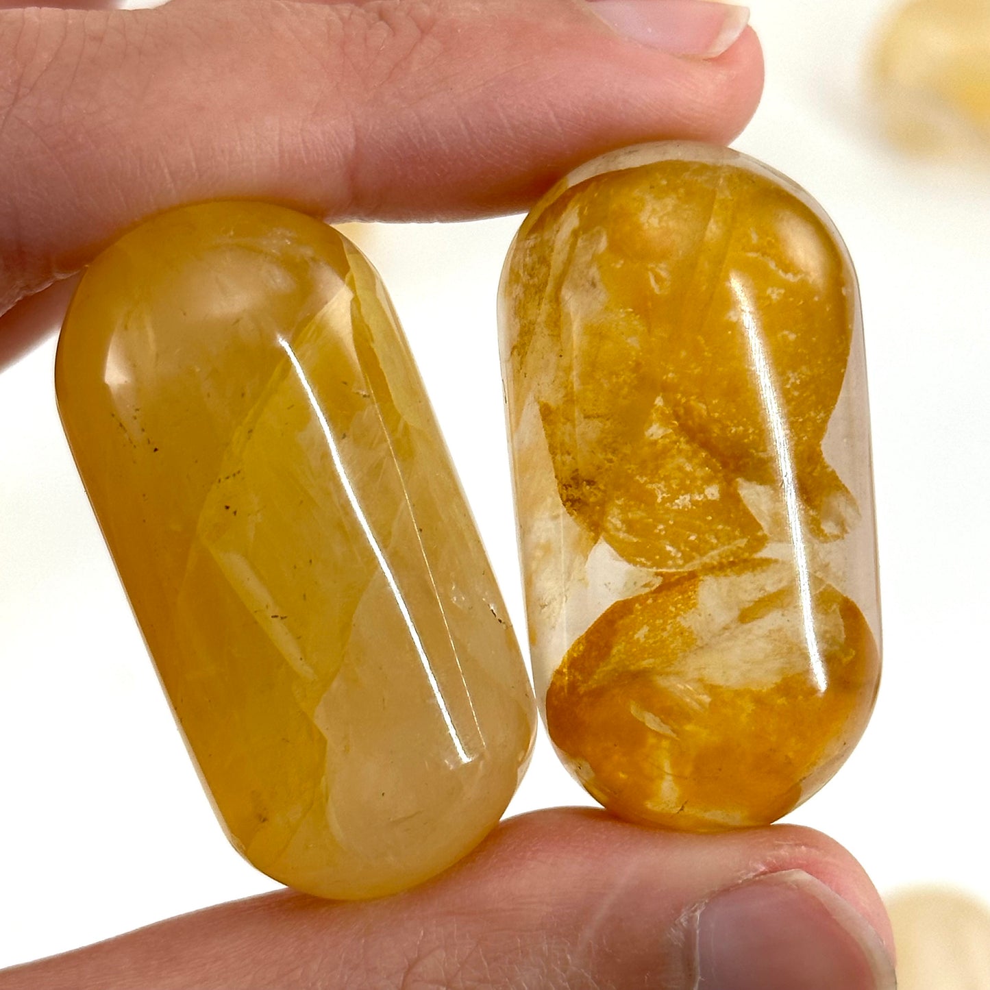 ONE Polished Golden Healer Quartz, yellow hematoid quartz, tumbled golden healer quartz, natural hematoid quartz, quartz palm stone