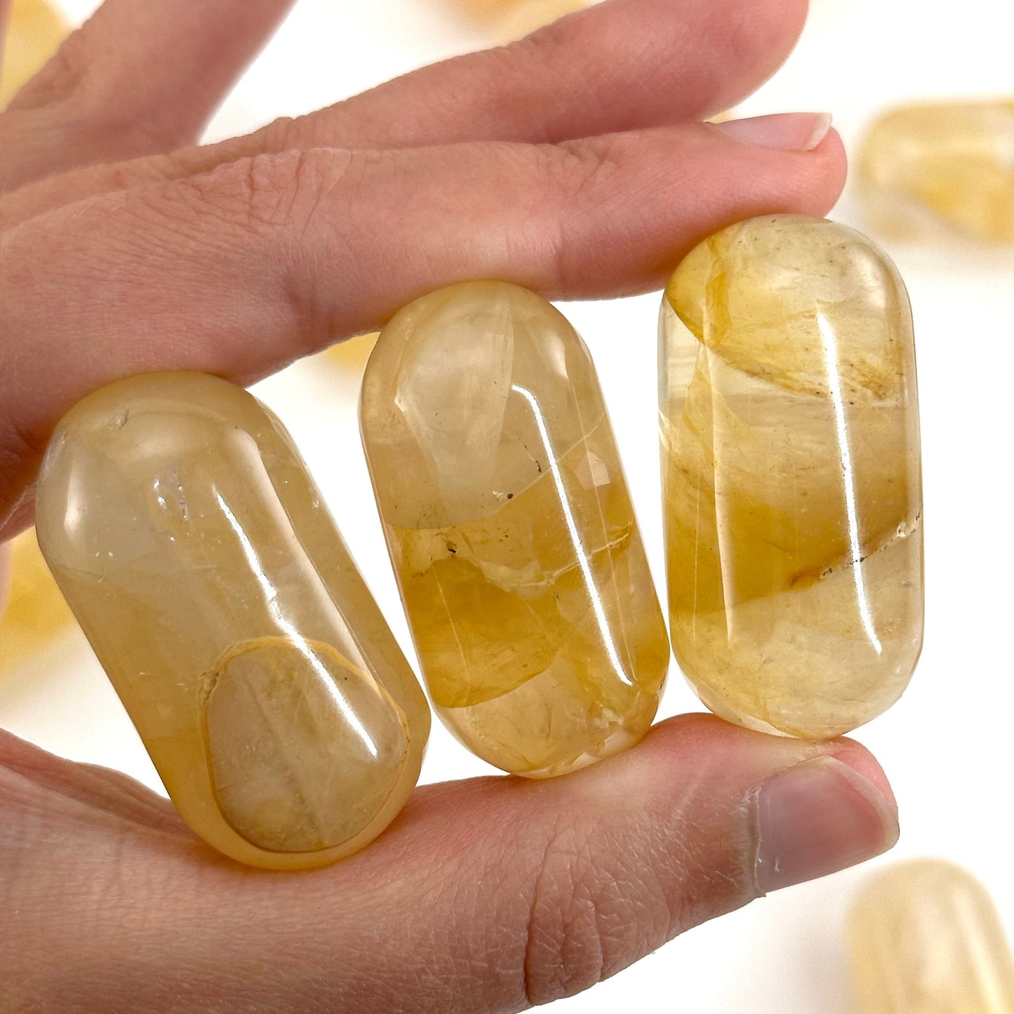 ONE Polished Golden Healer Quartz, yellow hematoid quartz, tumbled golden healer quartz, natural hematoid quartz, quartz palm stone